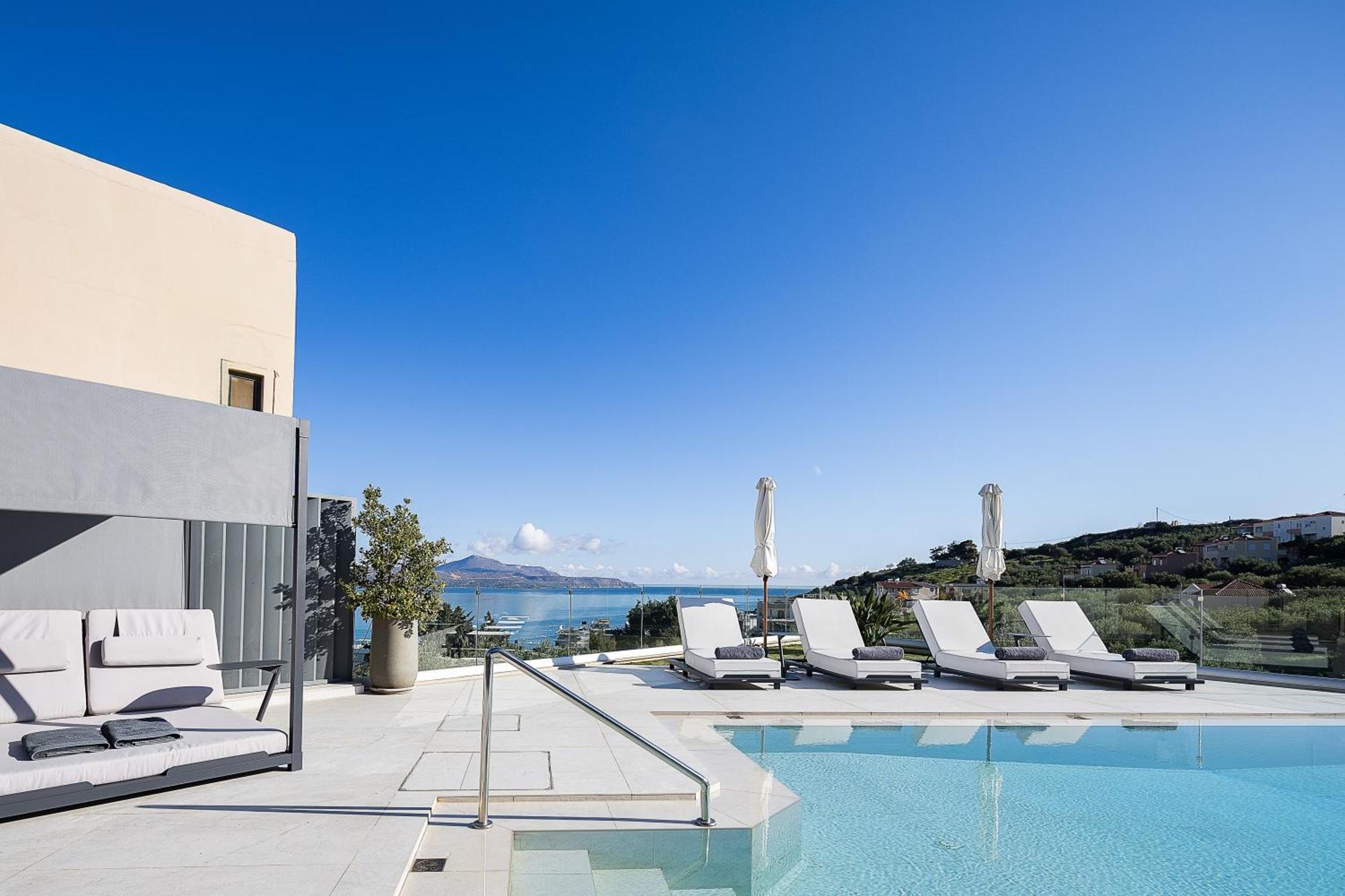 Royal Bird Private Villa *