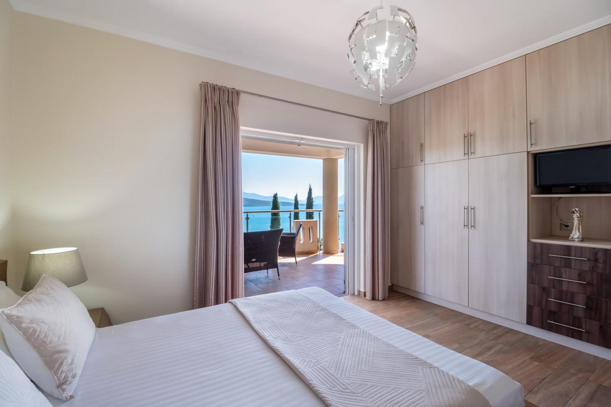 Vosalia Lygia (Lefkada)