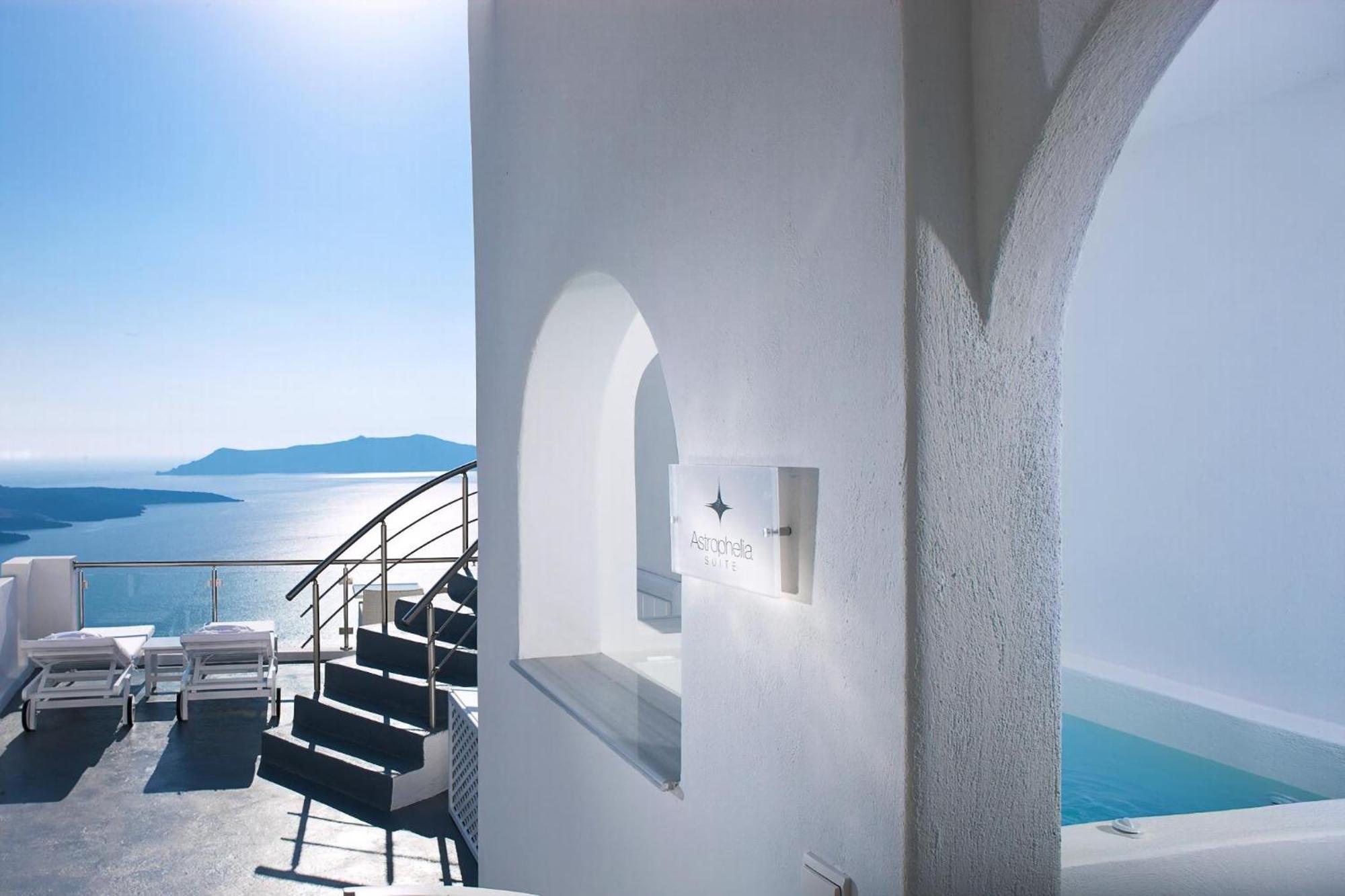 Villa Venetian-Style Santorini Villa 1 Bedroom Villa Astroglia Beautiful Caldera Sea Views Private Jacuzzi Fira