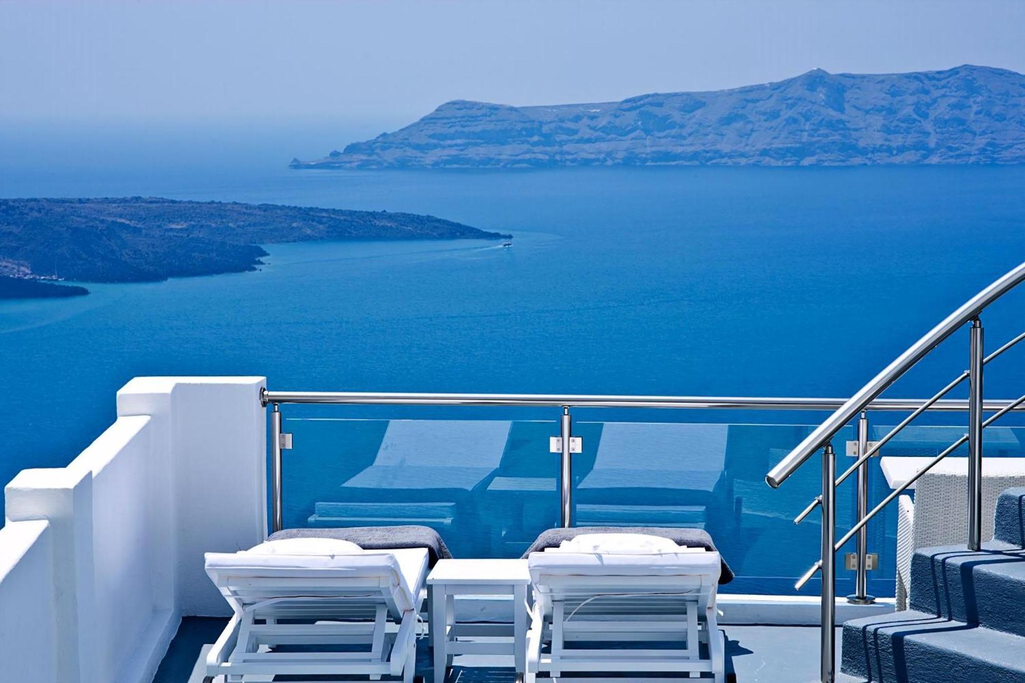 Villa Venetian-Style Santorini Villa 1 Bedroom Villa Astroglia Beautiful Caldera Sea Views Private Jacuzzi Fira