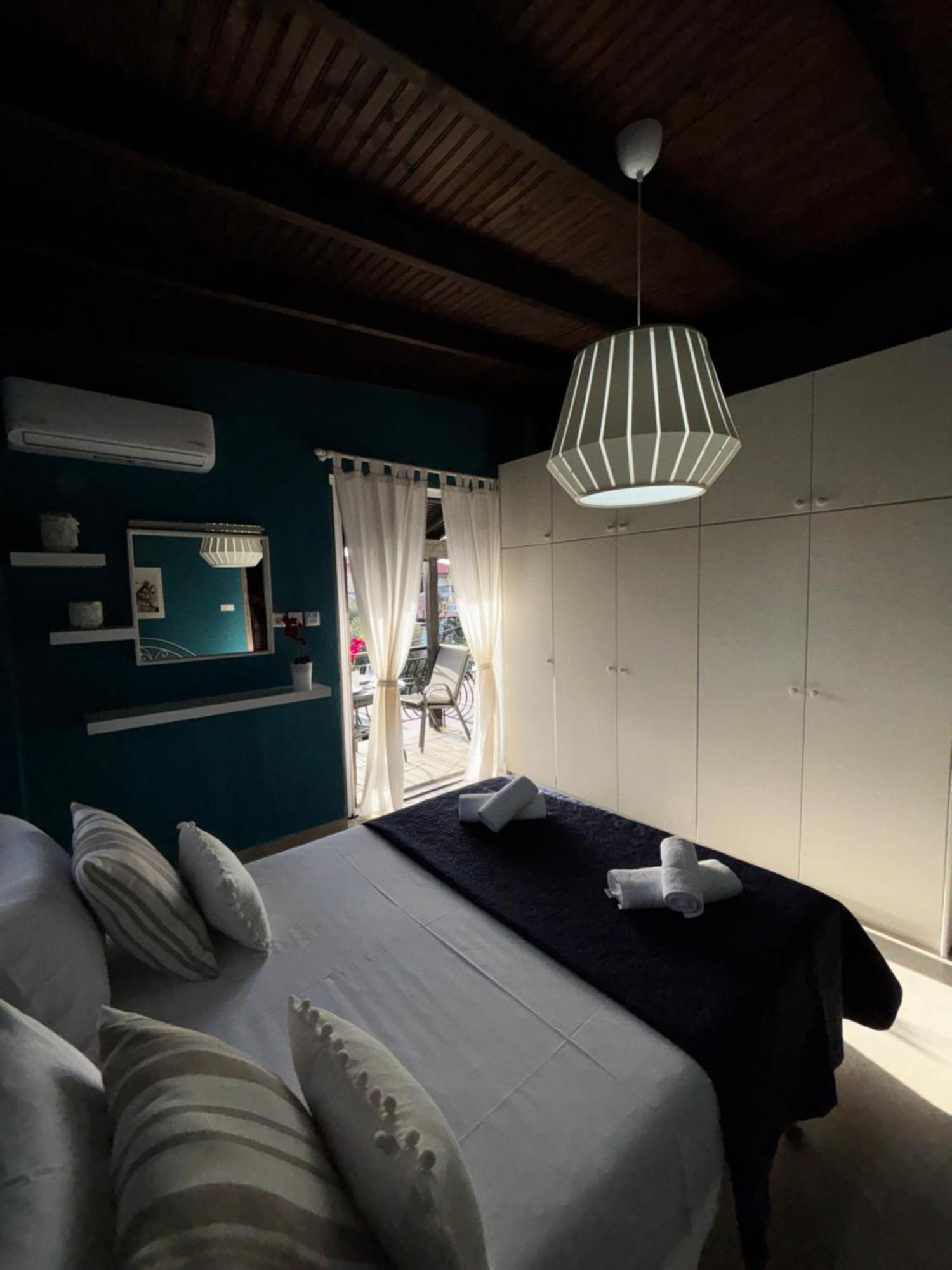 Apartment Nine 9 Beachfront *