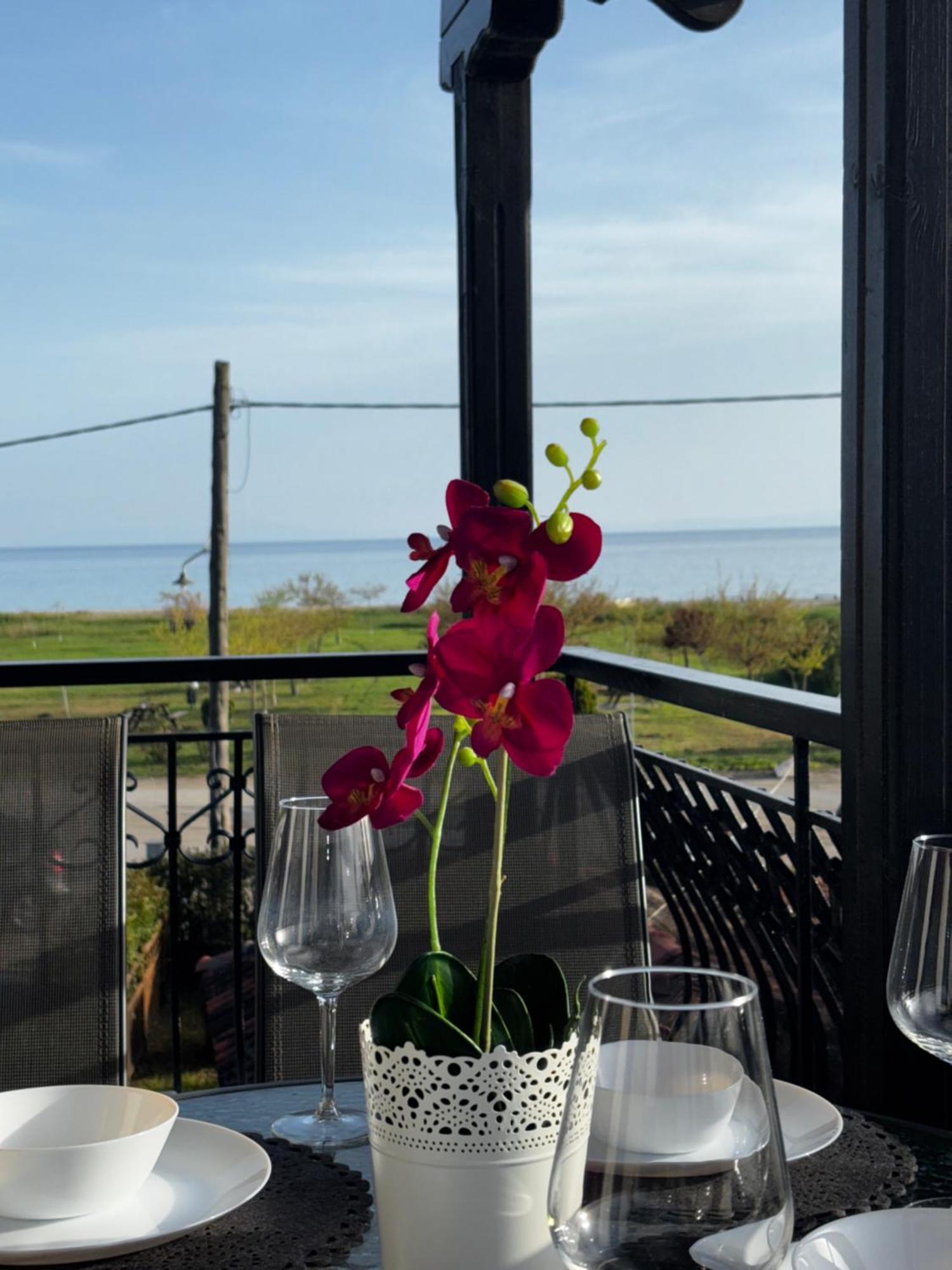 Nine 9 Beachfront * Nea Kallikrateia