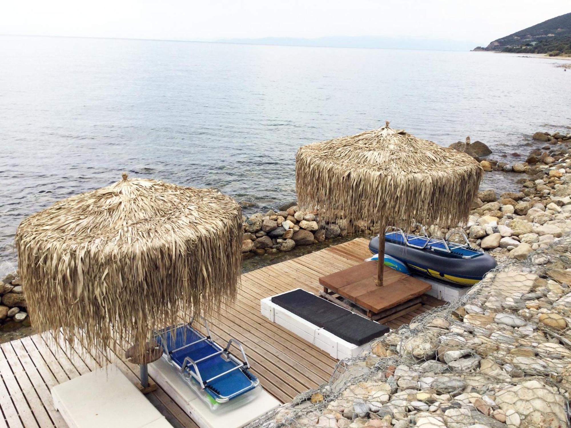 Holiday home Mara με ιδιωτική παραλία Loutra Elevtheron