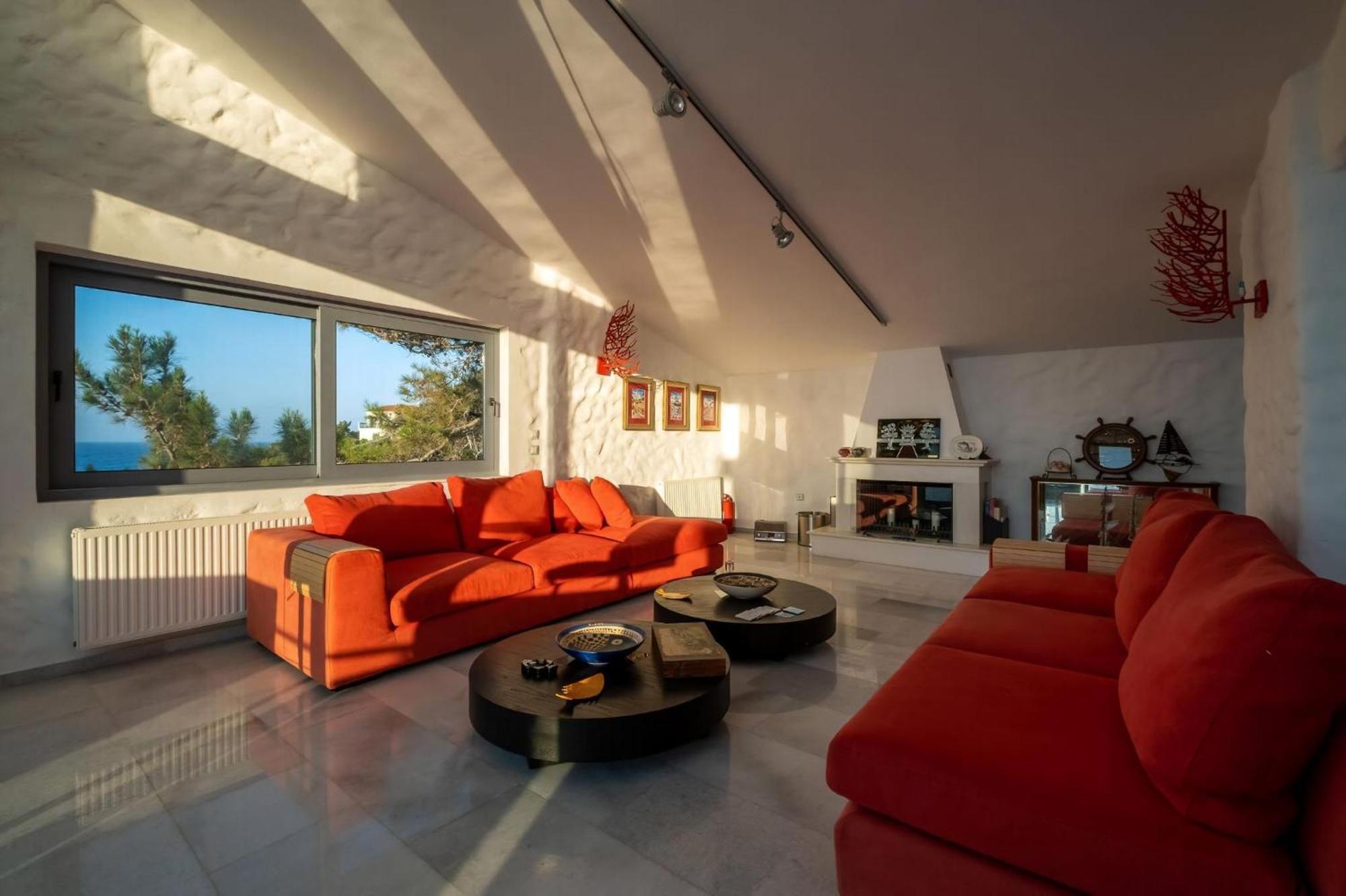 Villa Ikaria Beachfront 7 Bedrooms Indigo Blue Haven Infinity Pool With Stunning Aegian Sea Views Gialiskari *