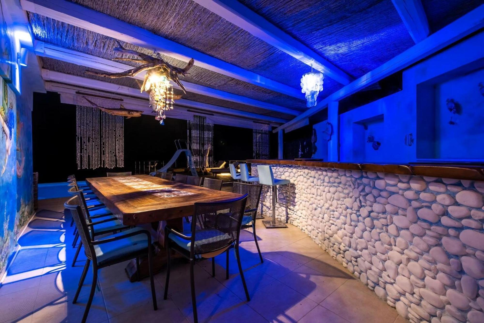 Villa Ikaria Beachfront 7 Bedrooms Indigo Blue Haven Infinity Pool With Stunning Aegian Sea Views Gialiskari Gialiskari (Icaria)