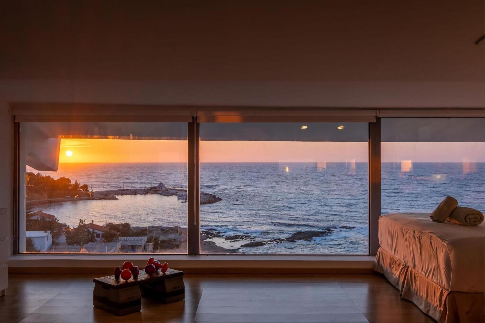 Ikaria Beachfront 7 Bedrooms Indigo Blue Haven Infinity Pool With Stunning Aegian Sea Views Gialiskari Villa