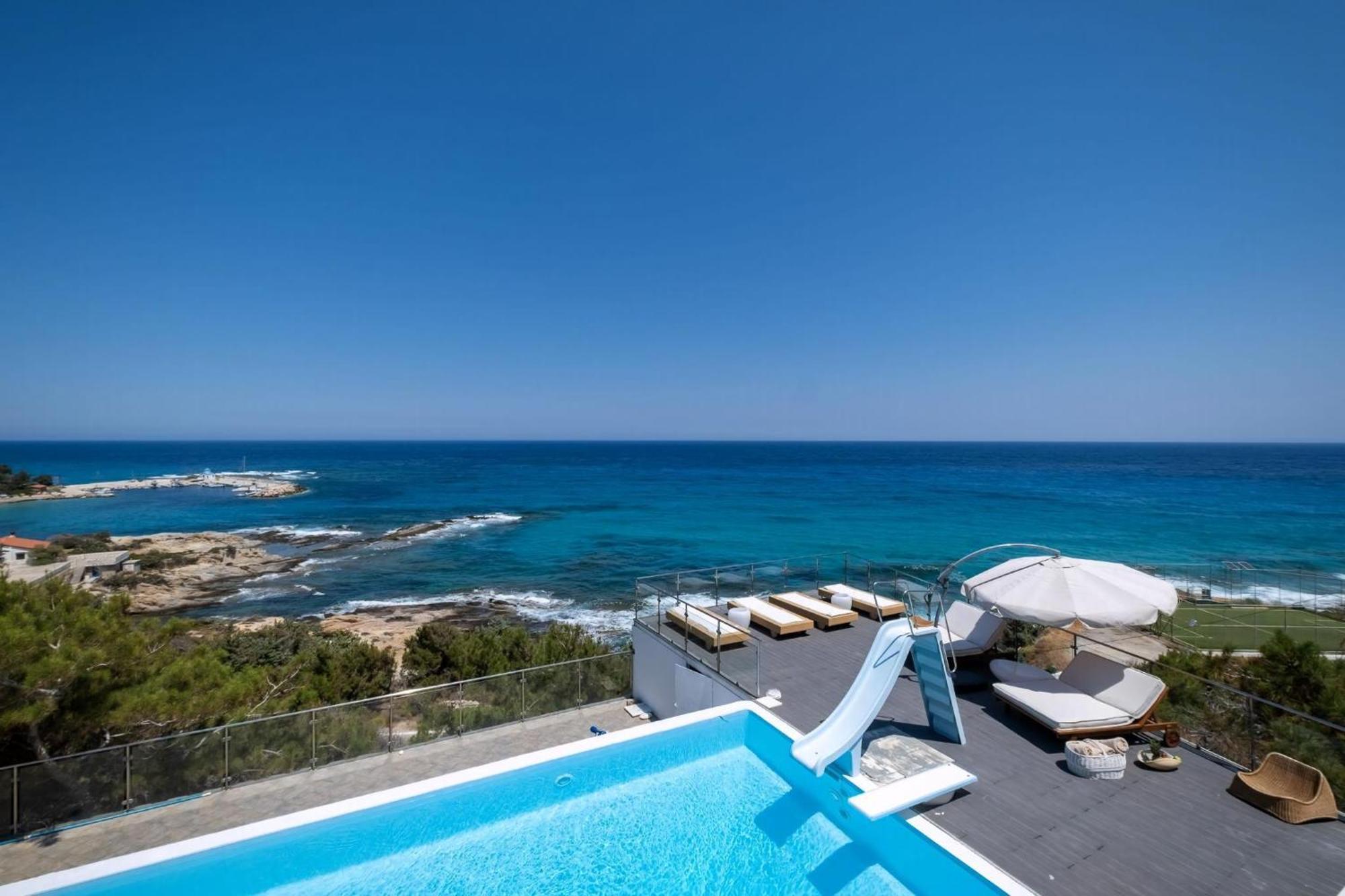 Villa Ikaria Beachfront 7 Bedrooms Indigo Blue Haven Infinity Pool With Stunning Aegian Sea Views Gialiskari *