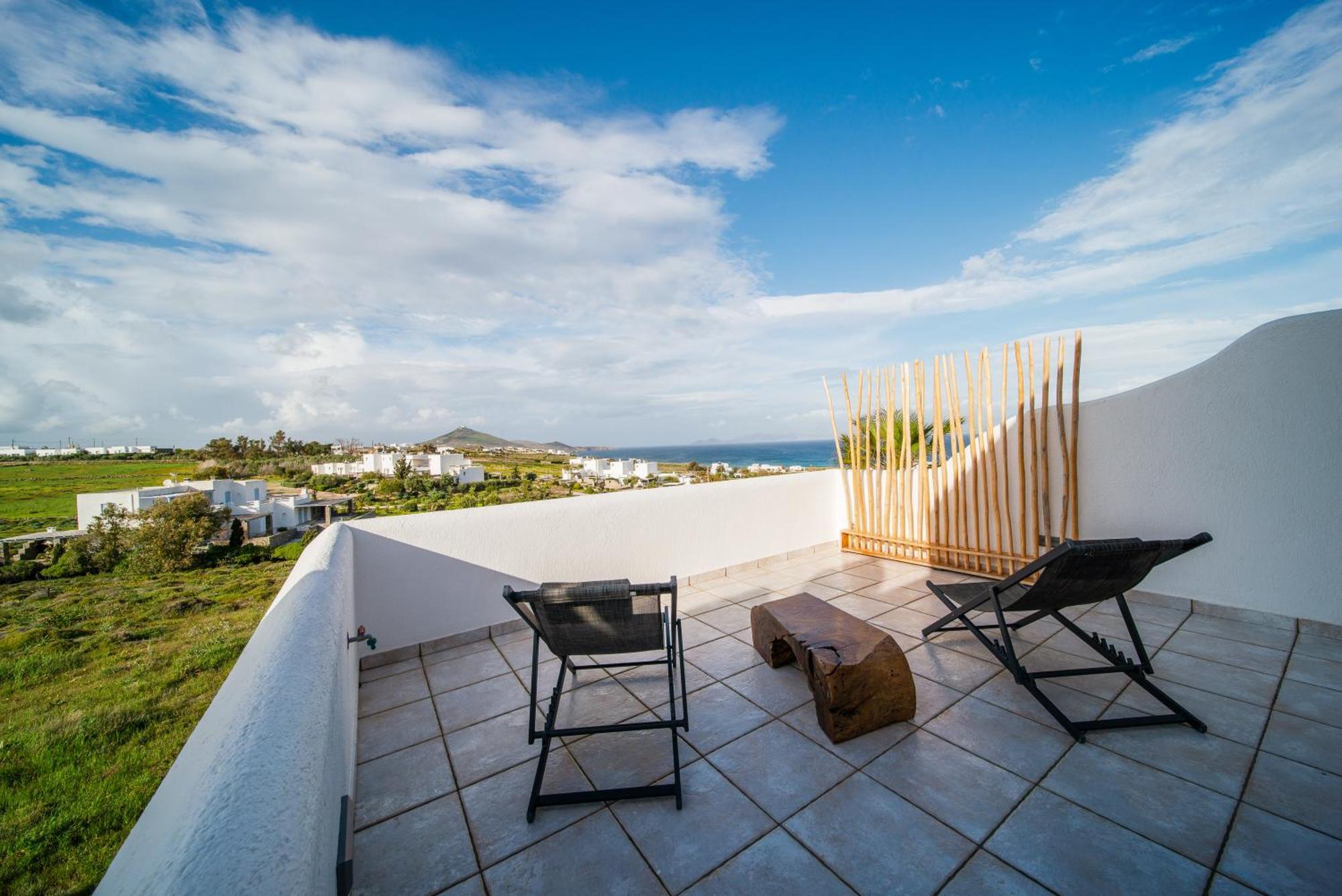 Ohana Paros *