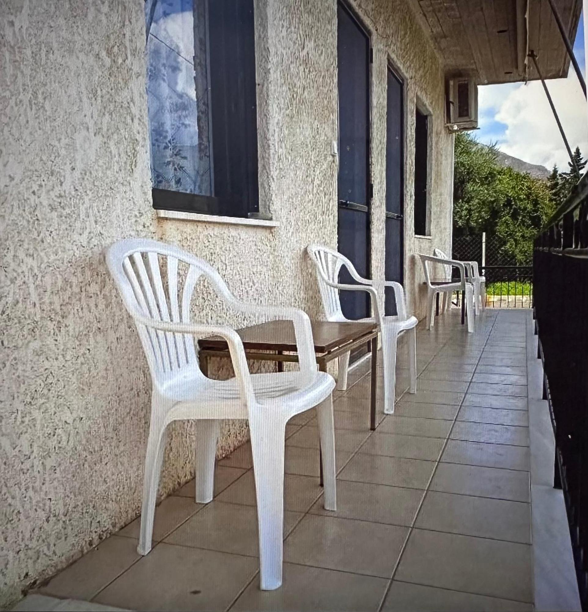 το πιθάρι Apartment Tolofon