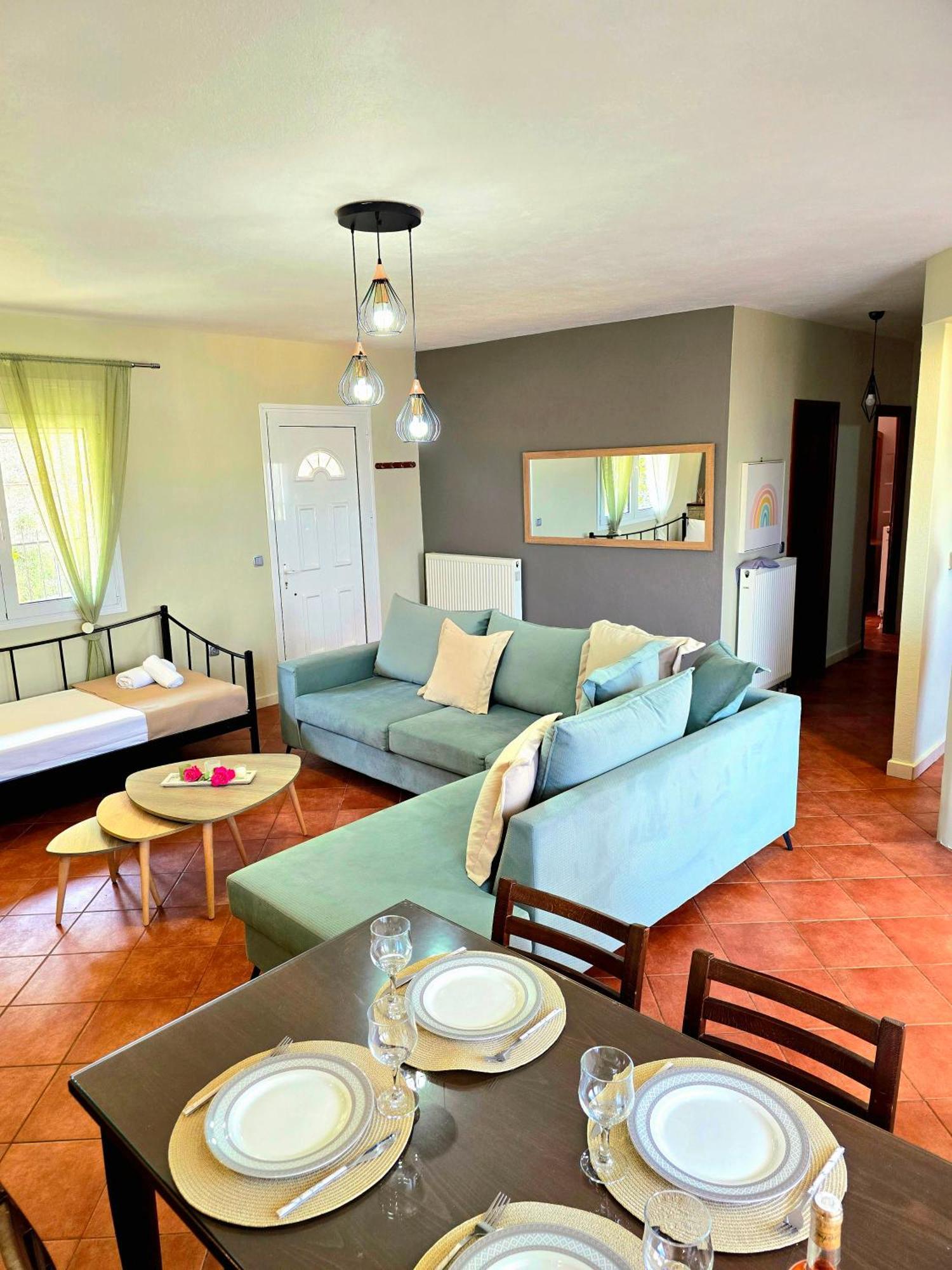 Mountain Paradise Apartment Elevtherai