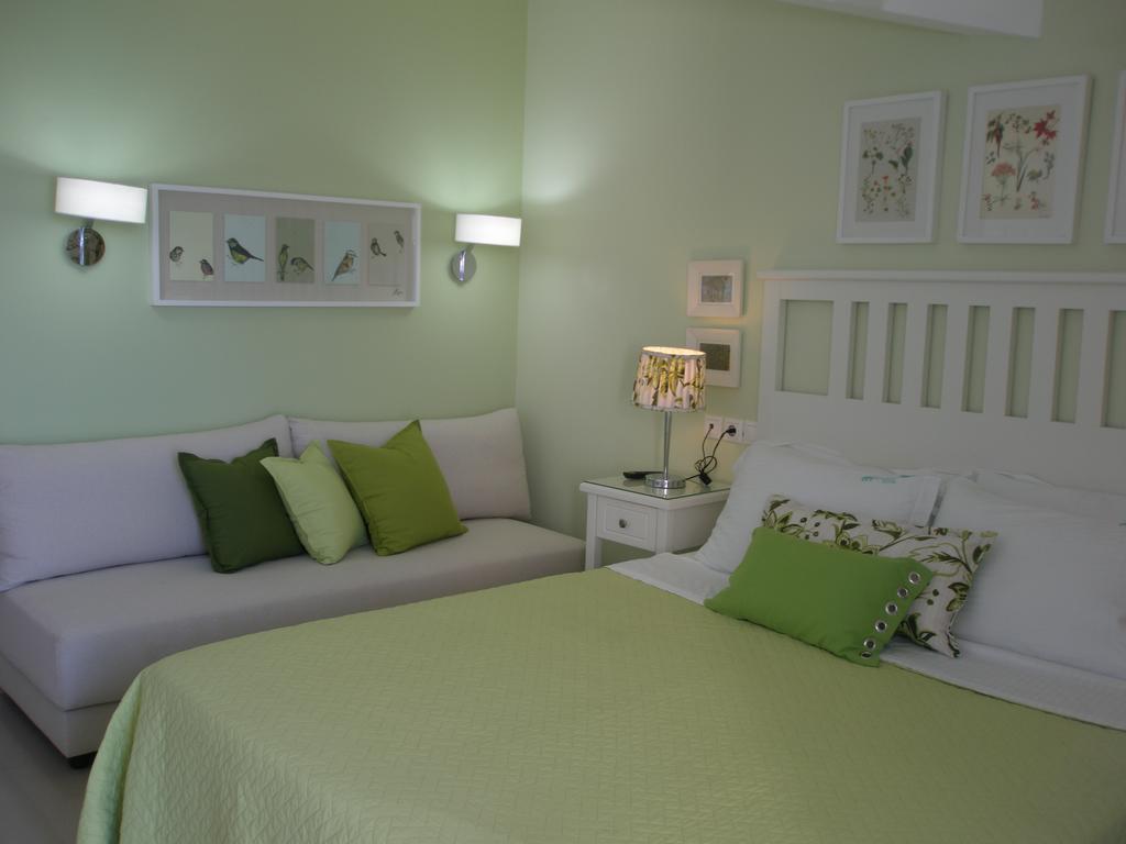 Haris And Aparthotel