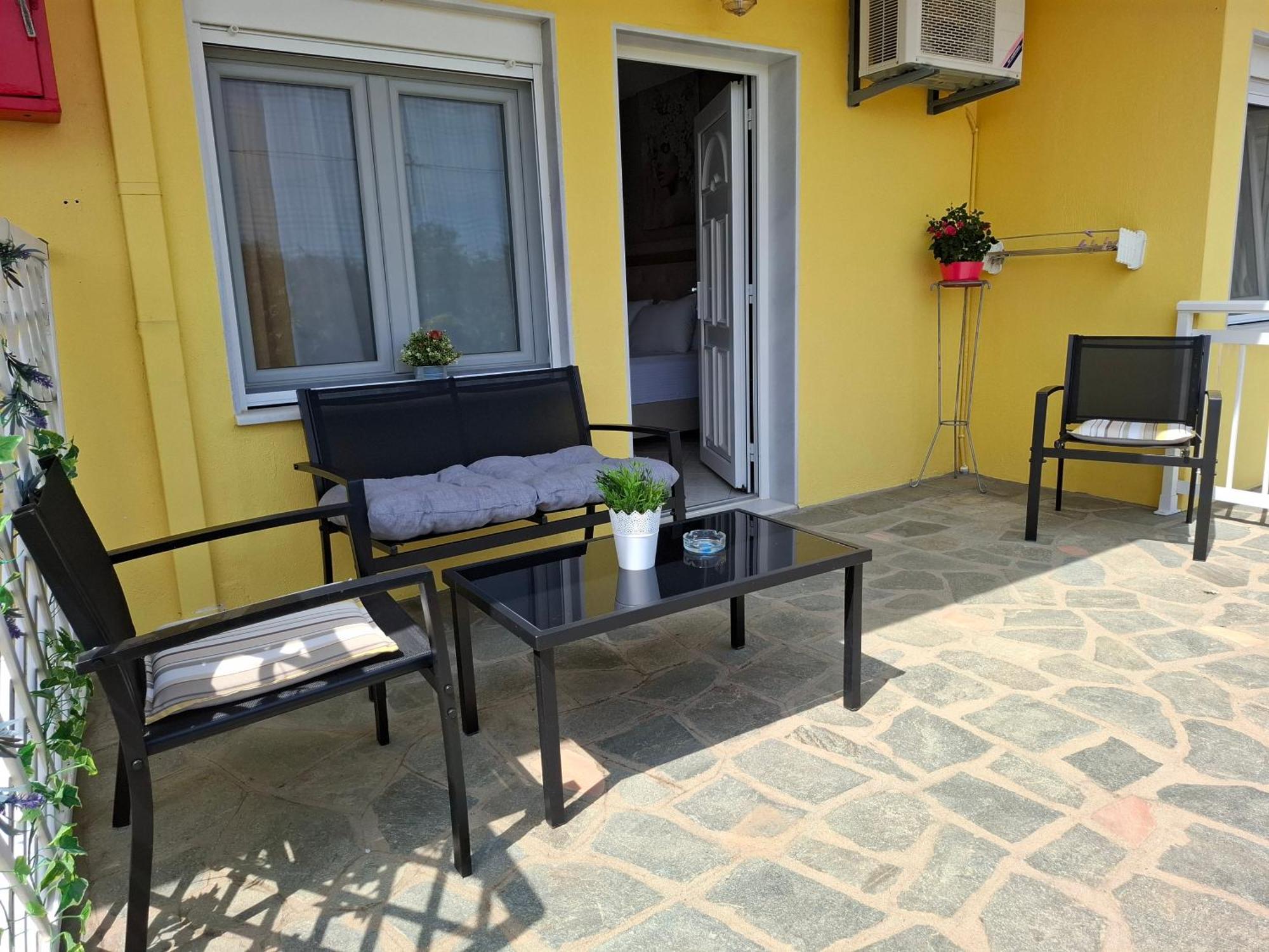 House Elena Apartment