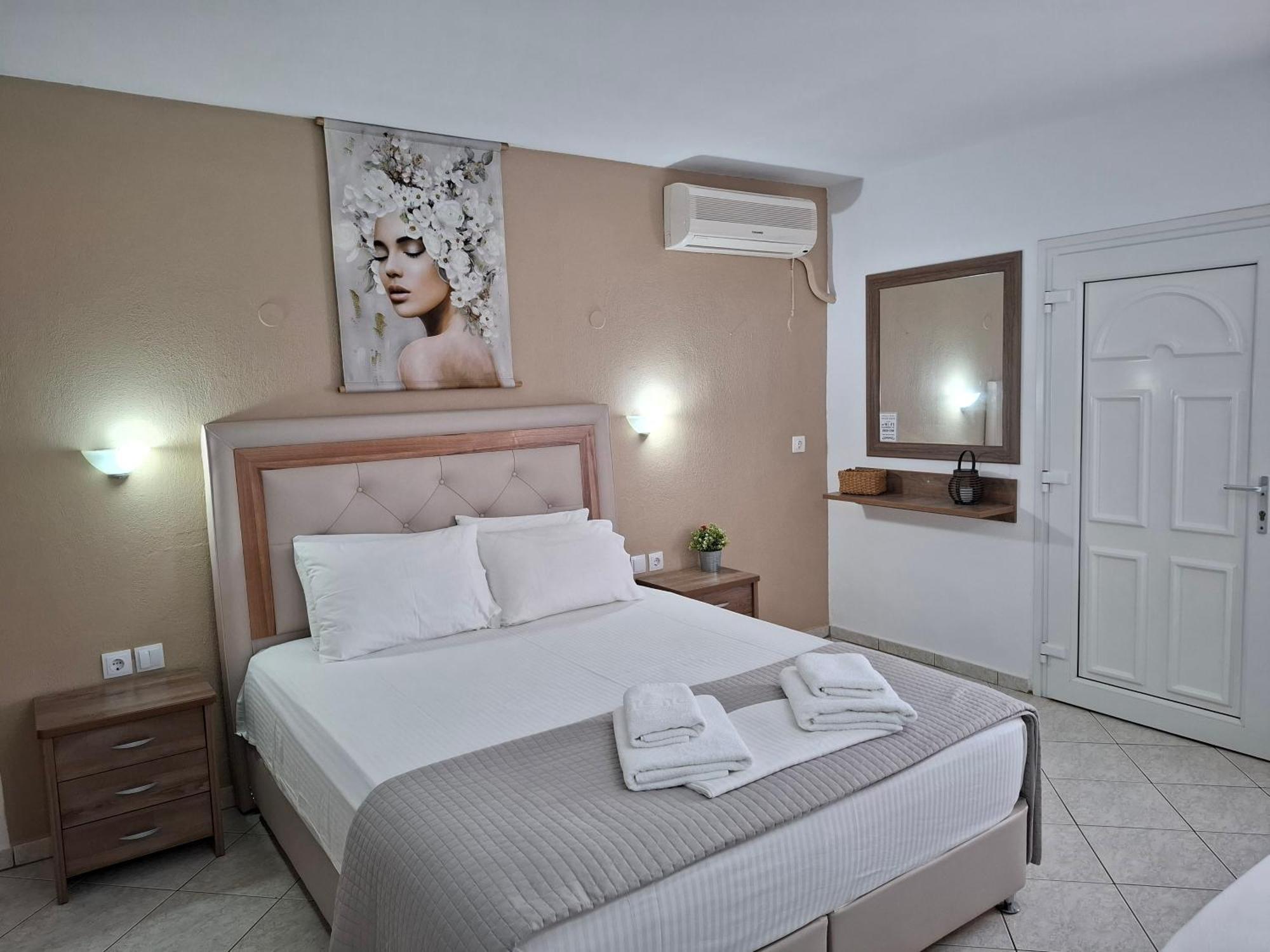Apartment House Elena