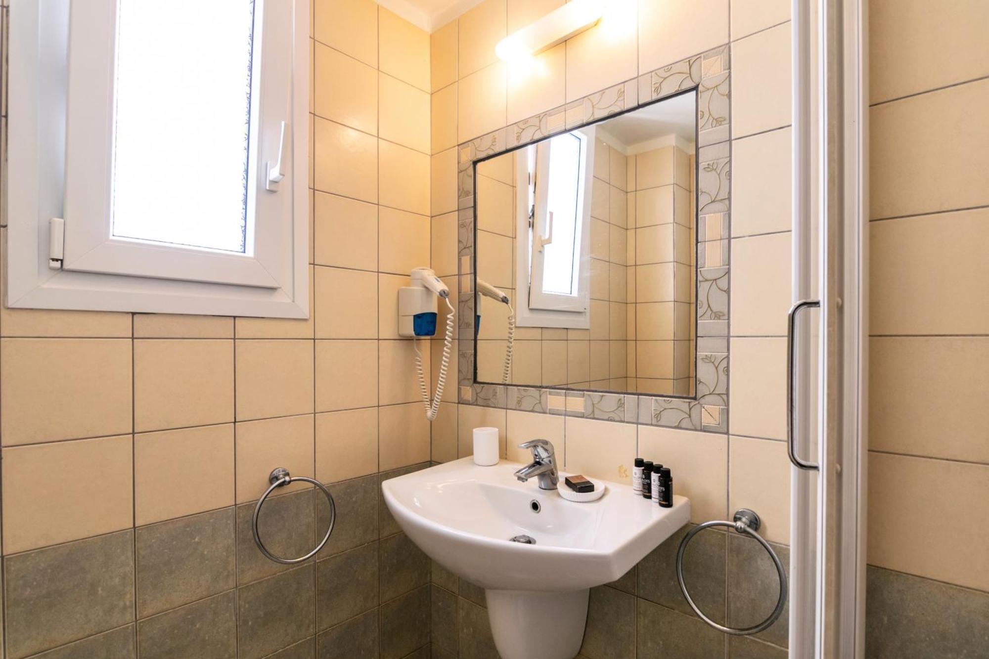Livanios Apartment