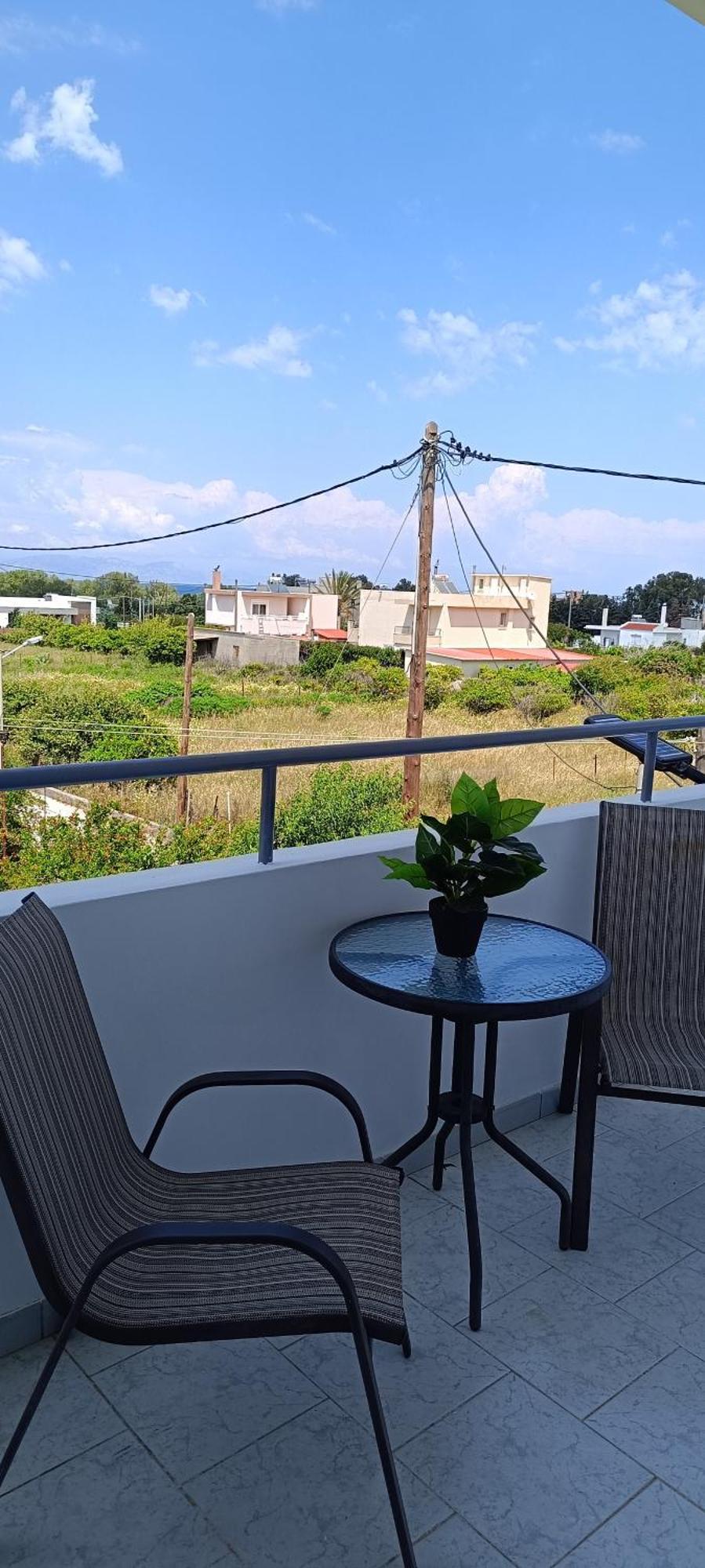 Aparthotel Pyrgos Hotel Apartments 2*