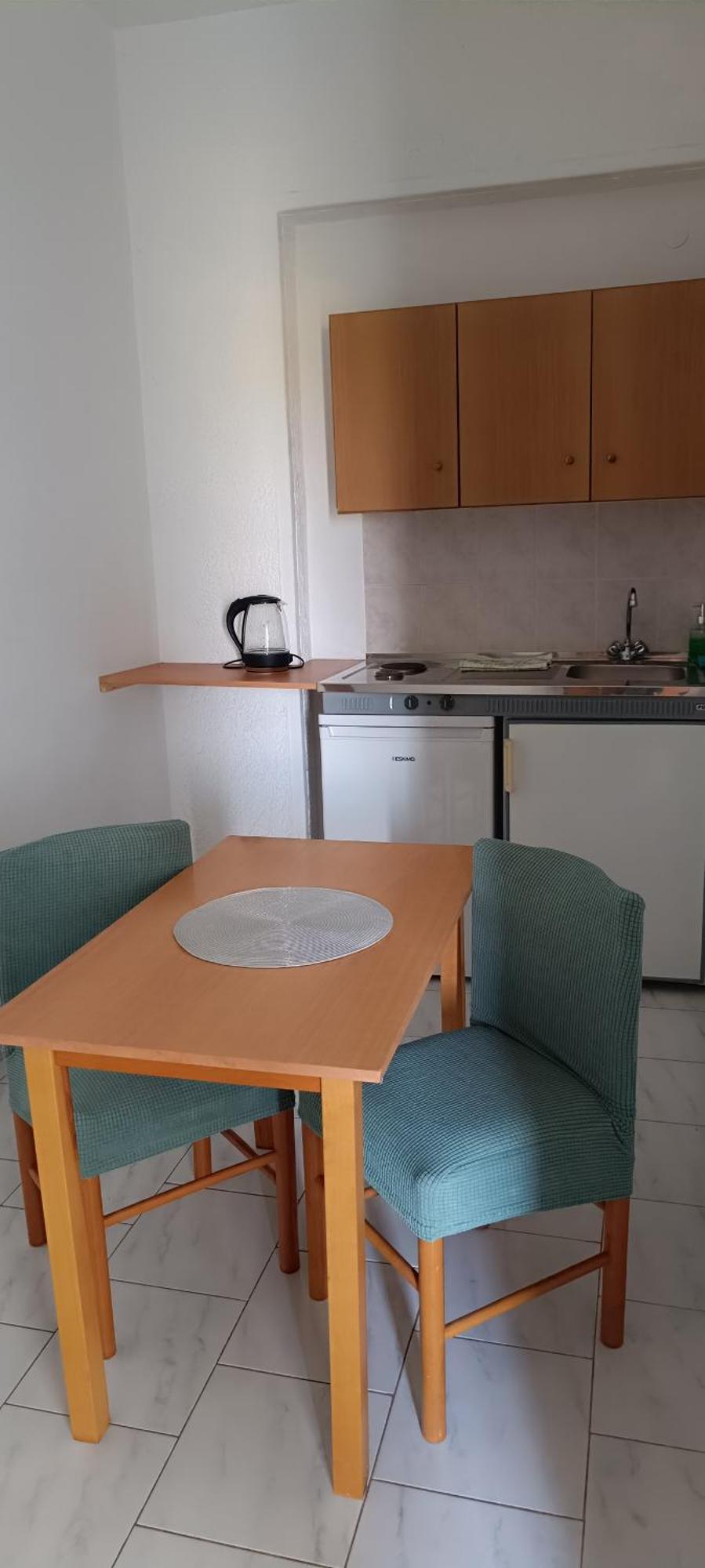 Pyrgos Hotel Apartments 2*