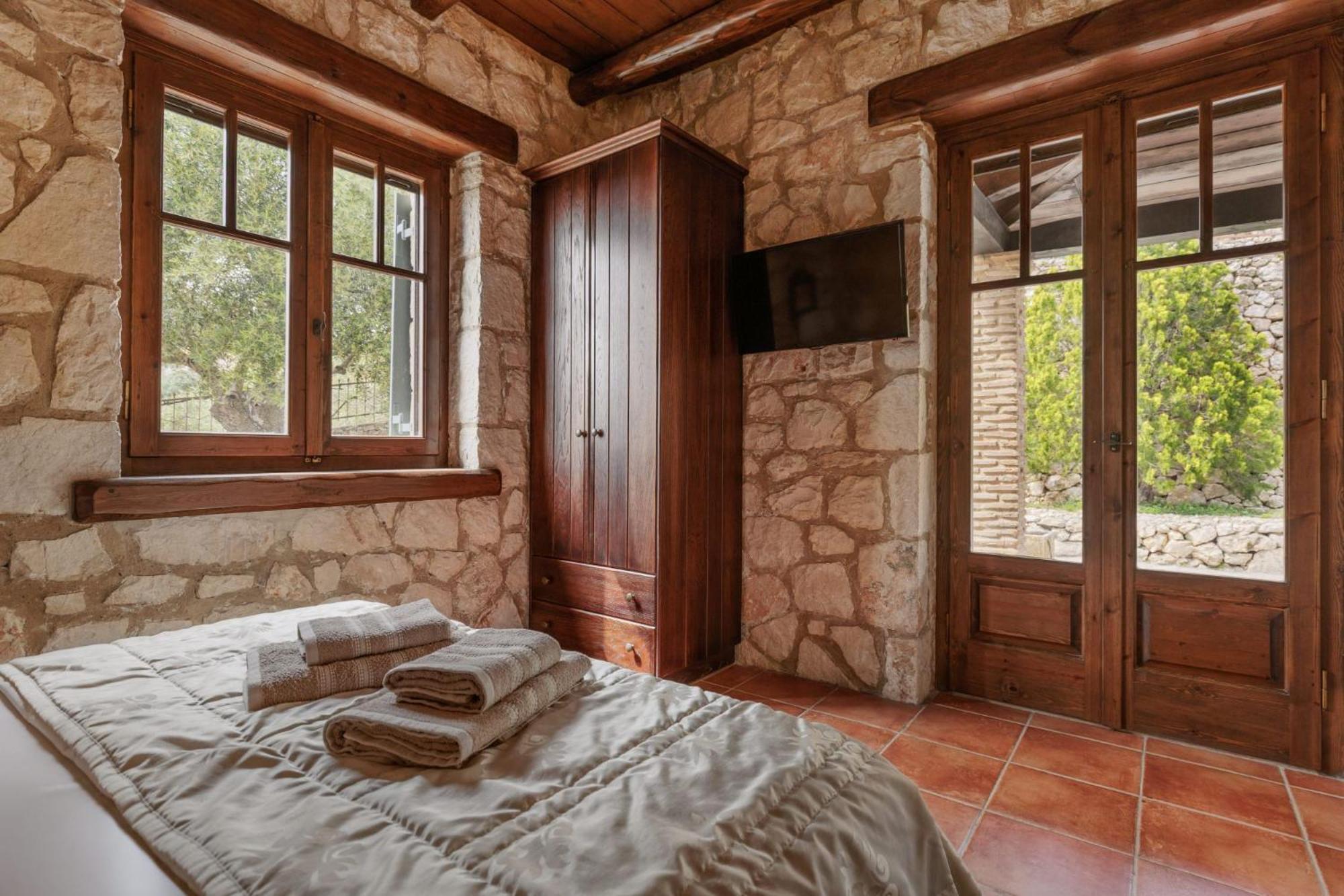 Armos Stone - Private Pool & Sea Views, By Zantewize Villa Skinaria
