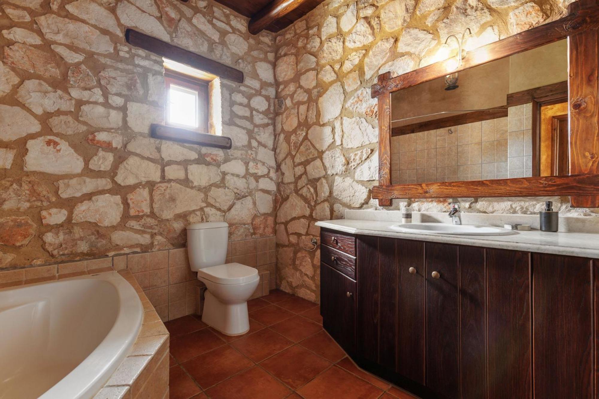 Armos Stone - Private Pool & Sea Views, By Zantewize * Skinaria