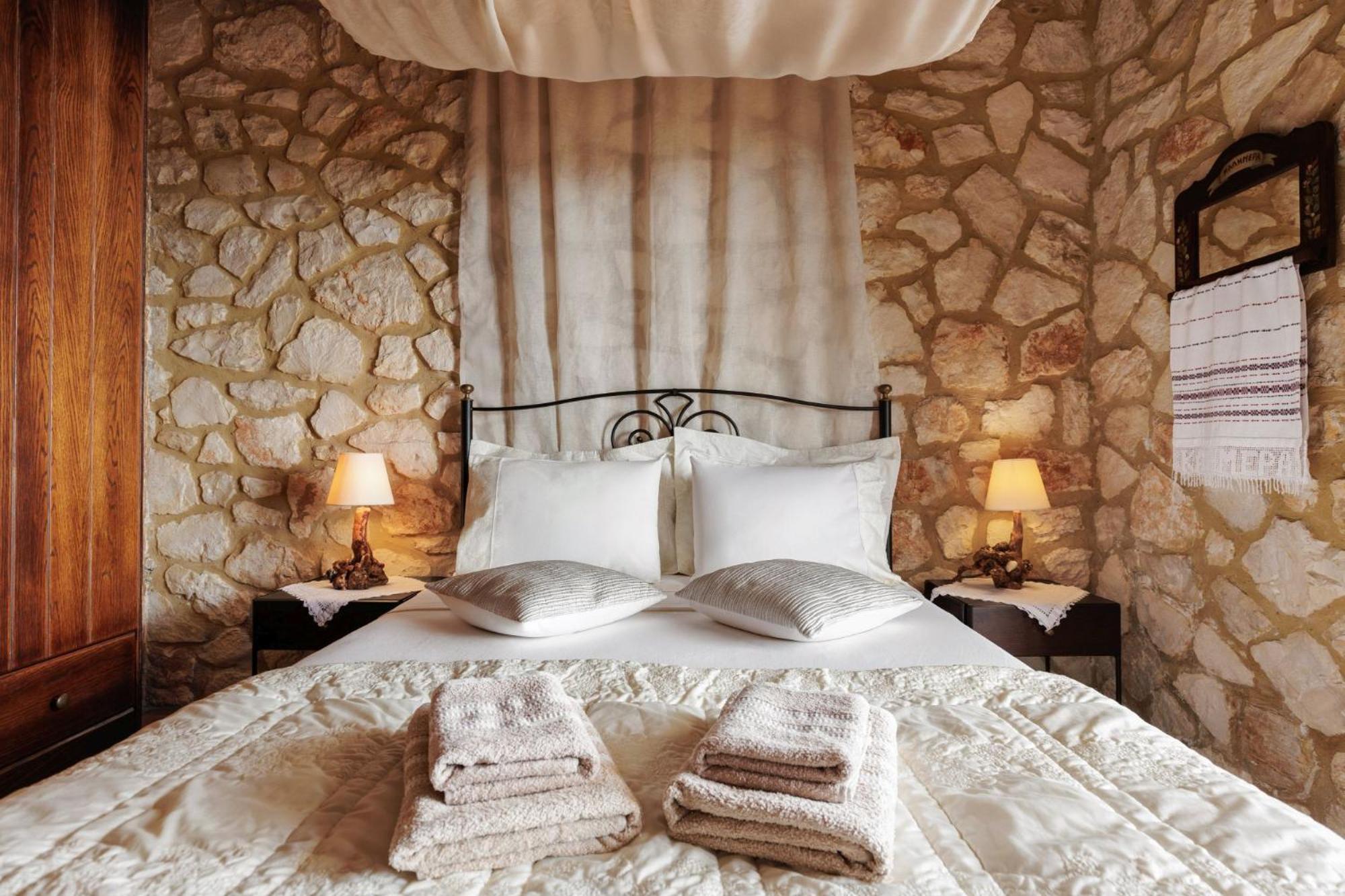 Villa Armos Stone - Private Pool & Sea Views, By Zantewize