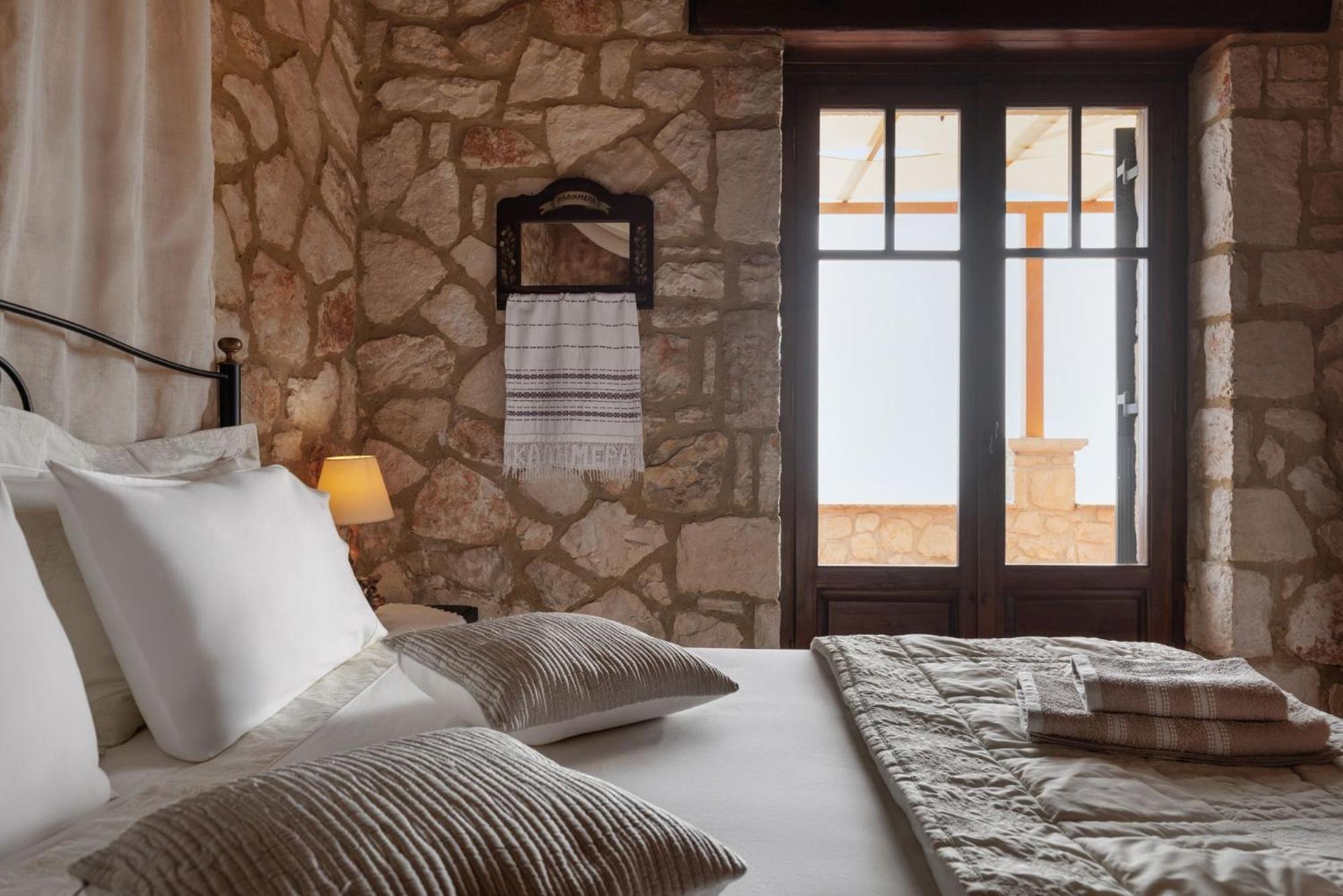 Armos Stone - Private Pool & Sea Views, By Zantewize Villa Skinaria