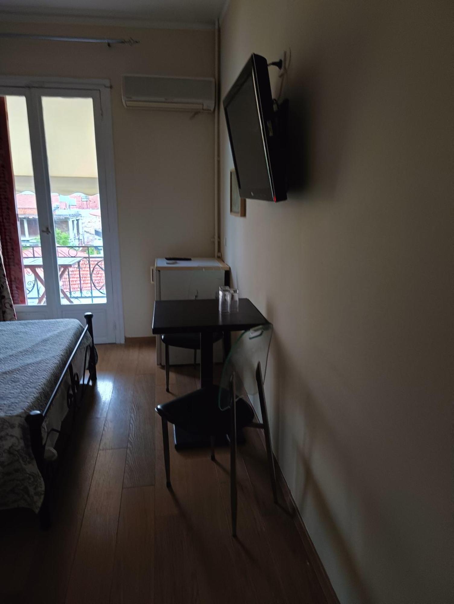 Hotel Anesis 2*
