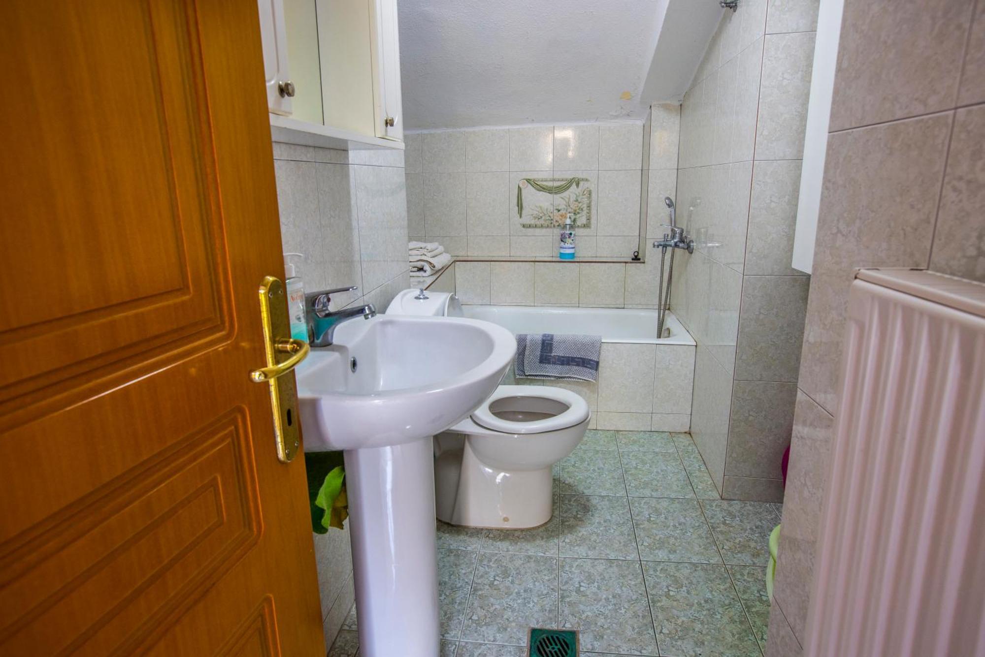Aleka Apartment