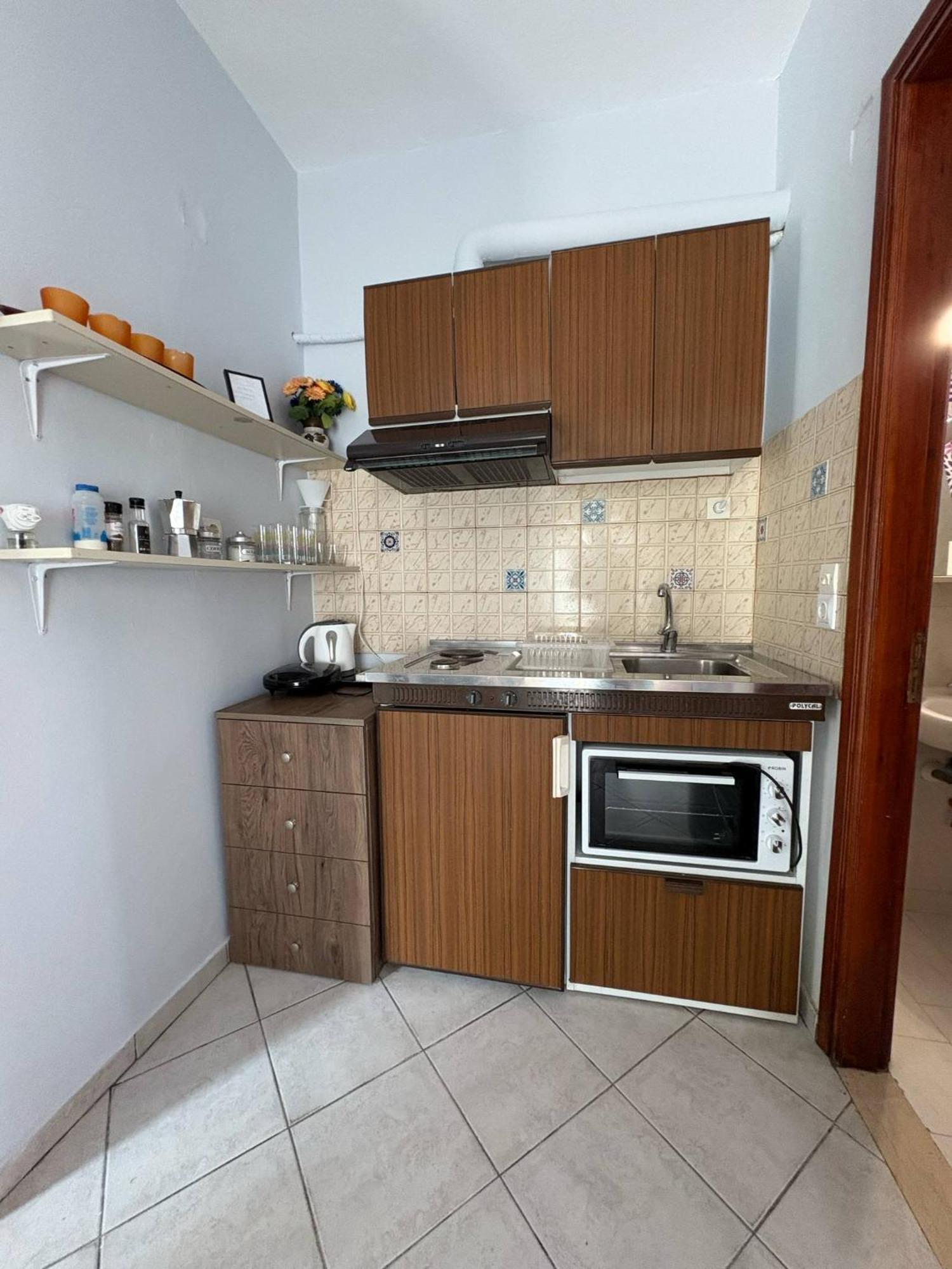 Lefkada Two Bedroom Apartment *