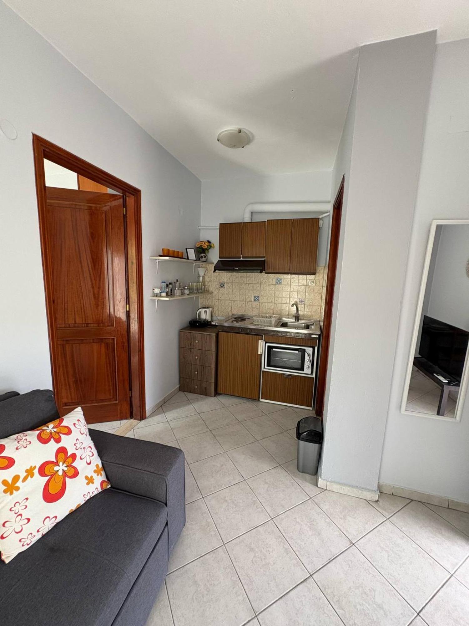 Lefkada Two Bedroom * Nikiana
