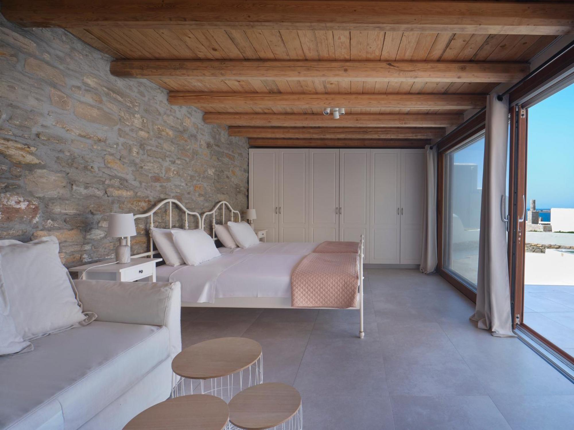 Stone With A Sea Water Swimming Pool And A Sea And Sunset View Holiday home