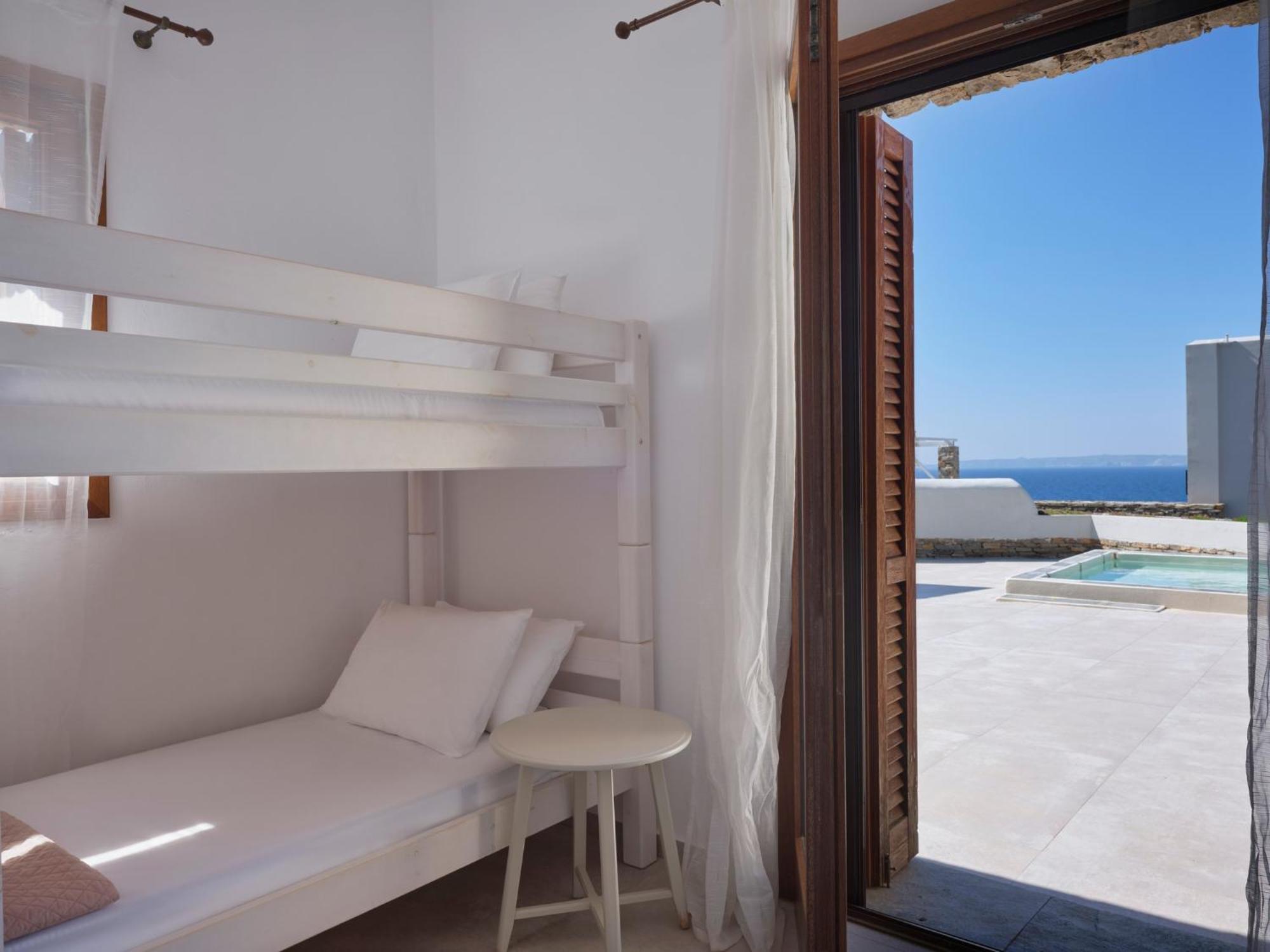 Holiday home Stone With A Sea Water Swimming Pool And A Sea And Sunset View *