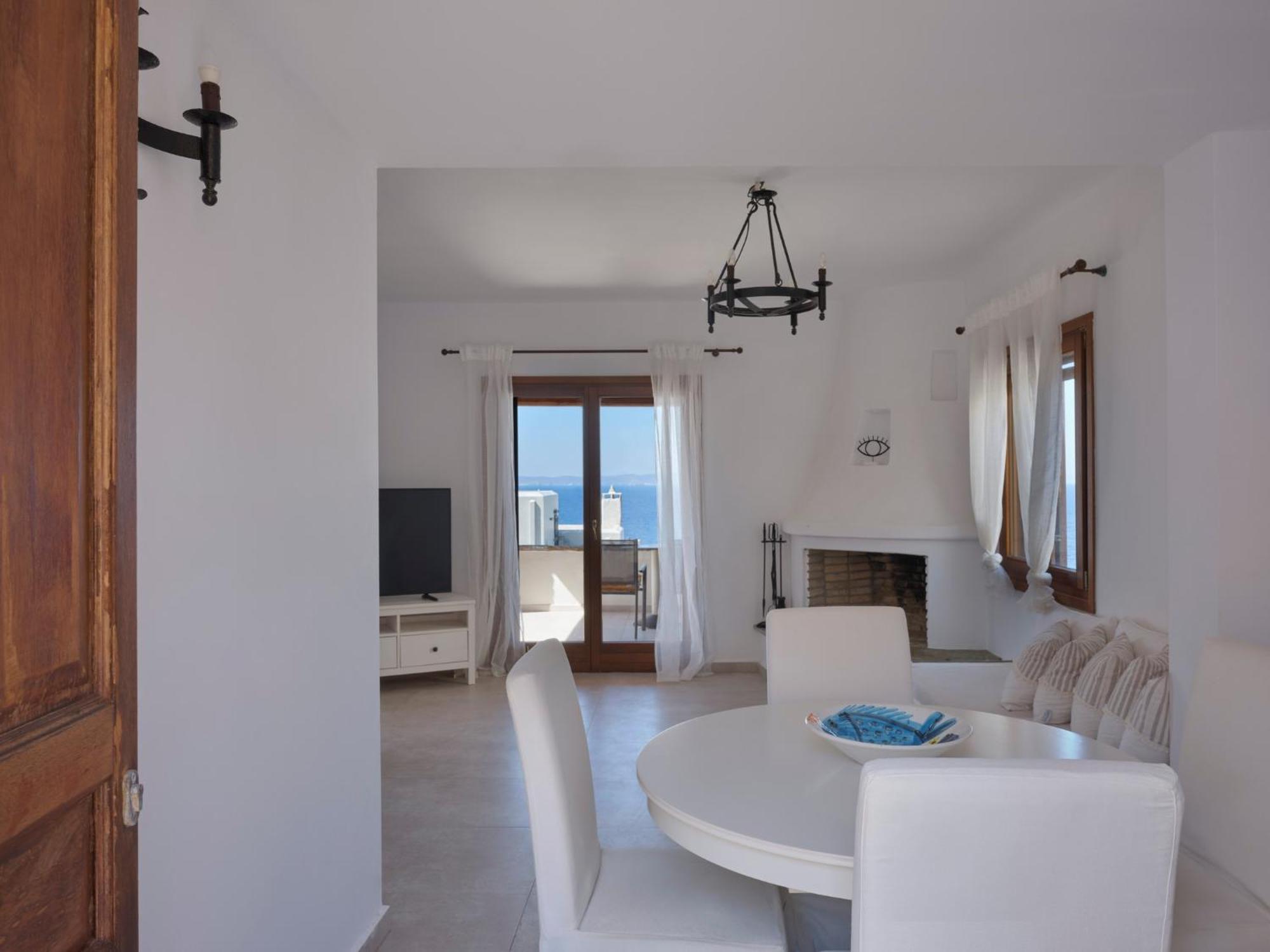 Holiday home Stone With A Sea Water Swimming Pool And A Sea And Sunset View Melissaki