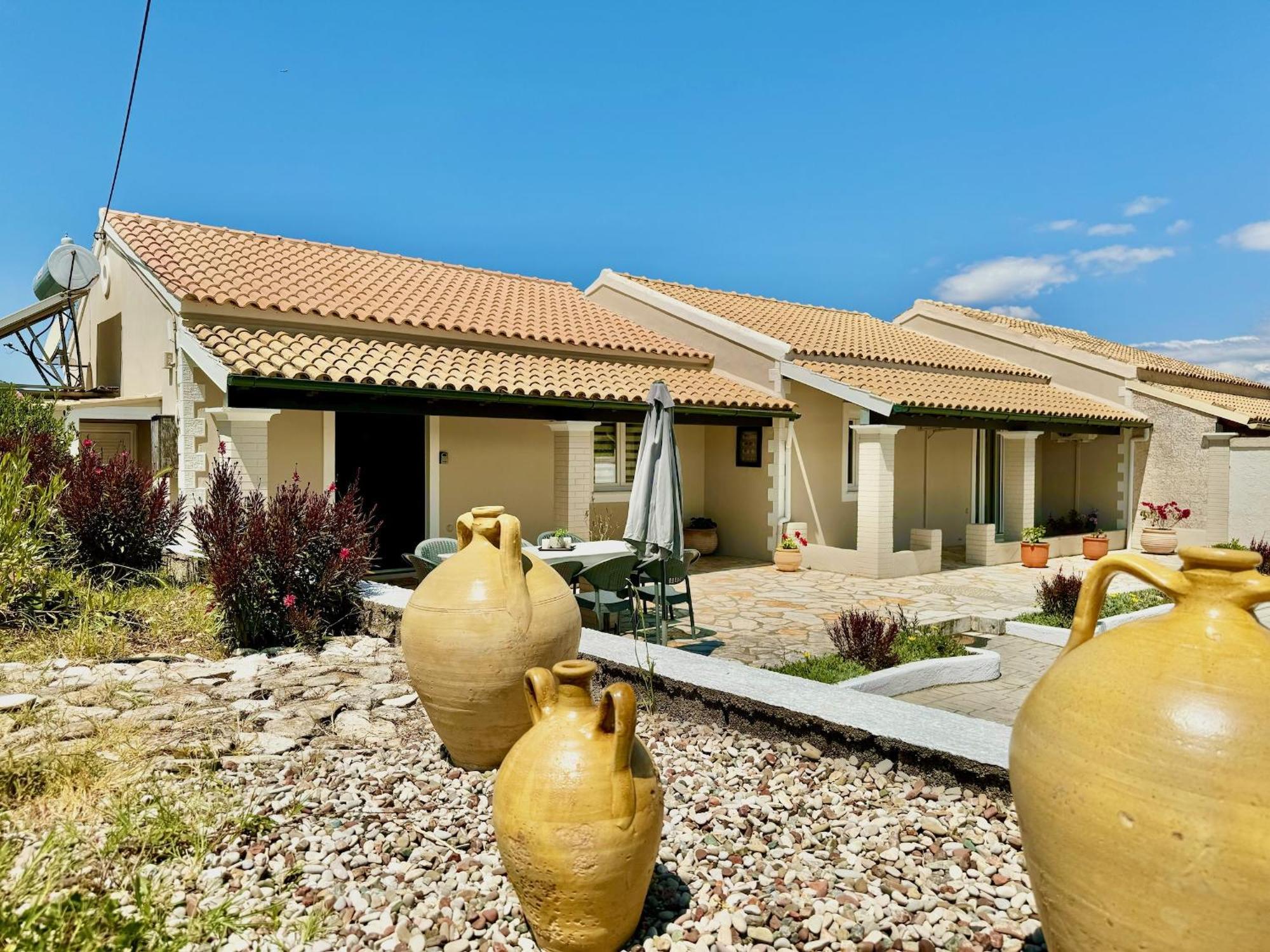Villa Kessar St Stephanos With Private Pool By Dadovillas Agios Stefanos (Thinali)