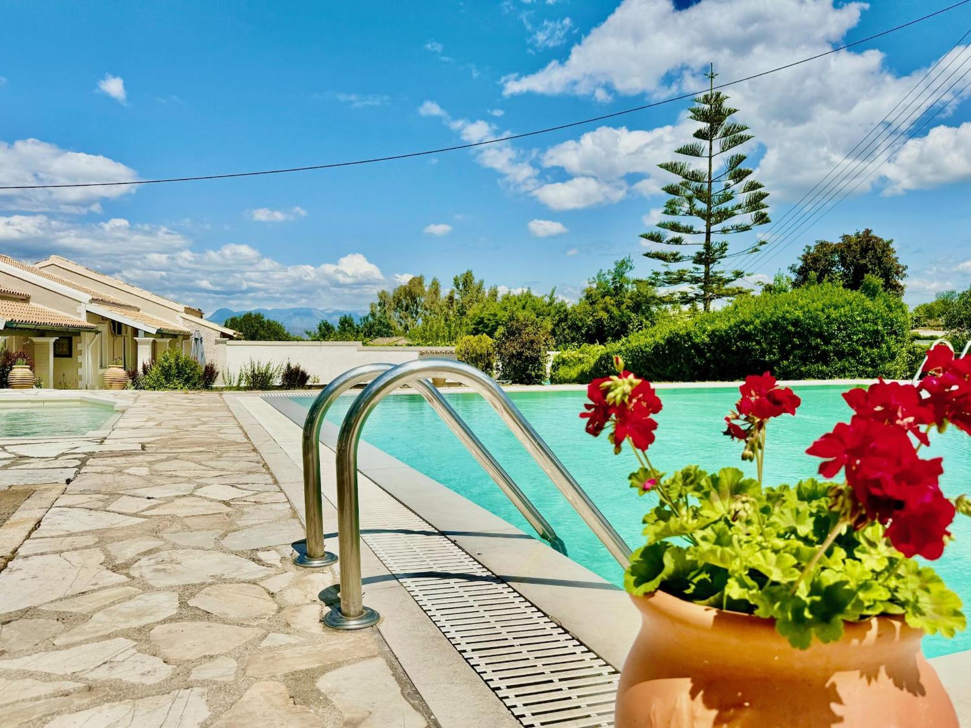Kessar St Stephanos With Private Pool By Dadovillas Villa