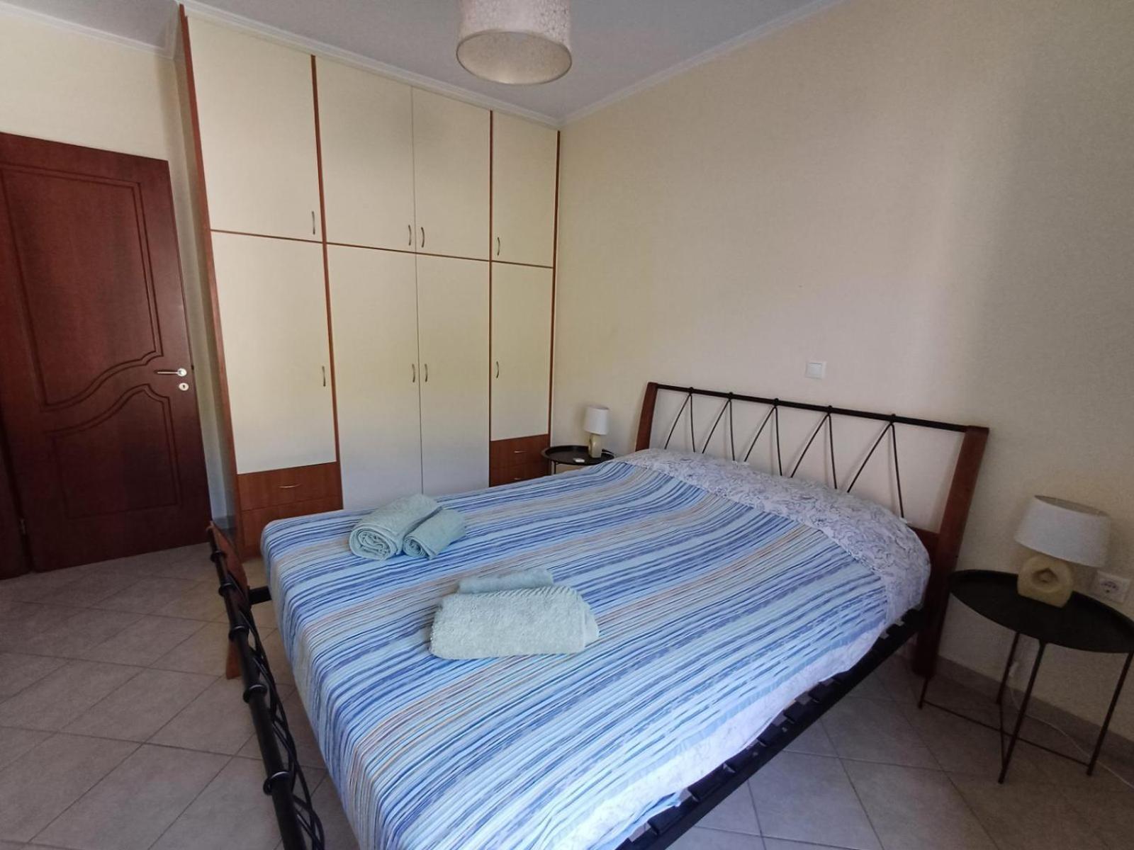Nostos - Psili Ammos * Psili Ammos (Samos)
