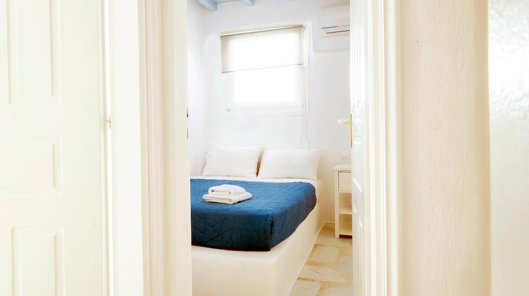 Petrinaki Mykonos Town