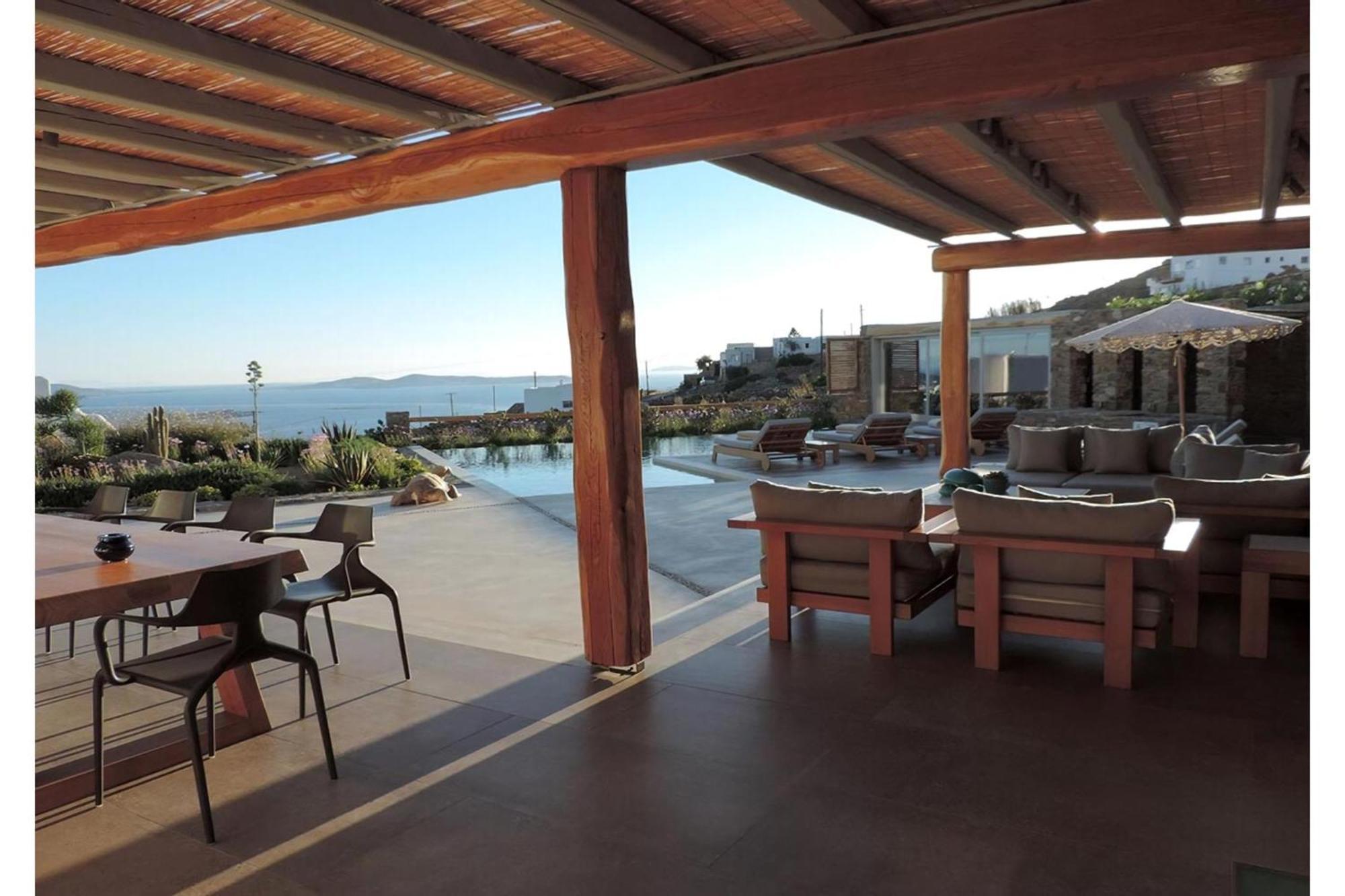 Villa La Isla Bonita: Luxury Mykonos Retreat With Sea Views Mykonos Town