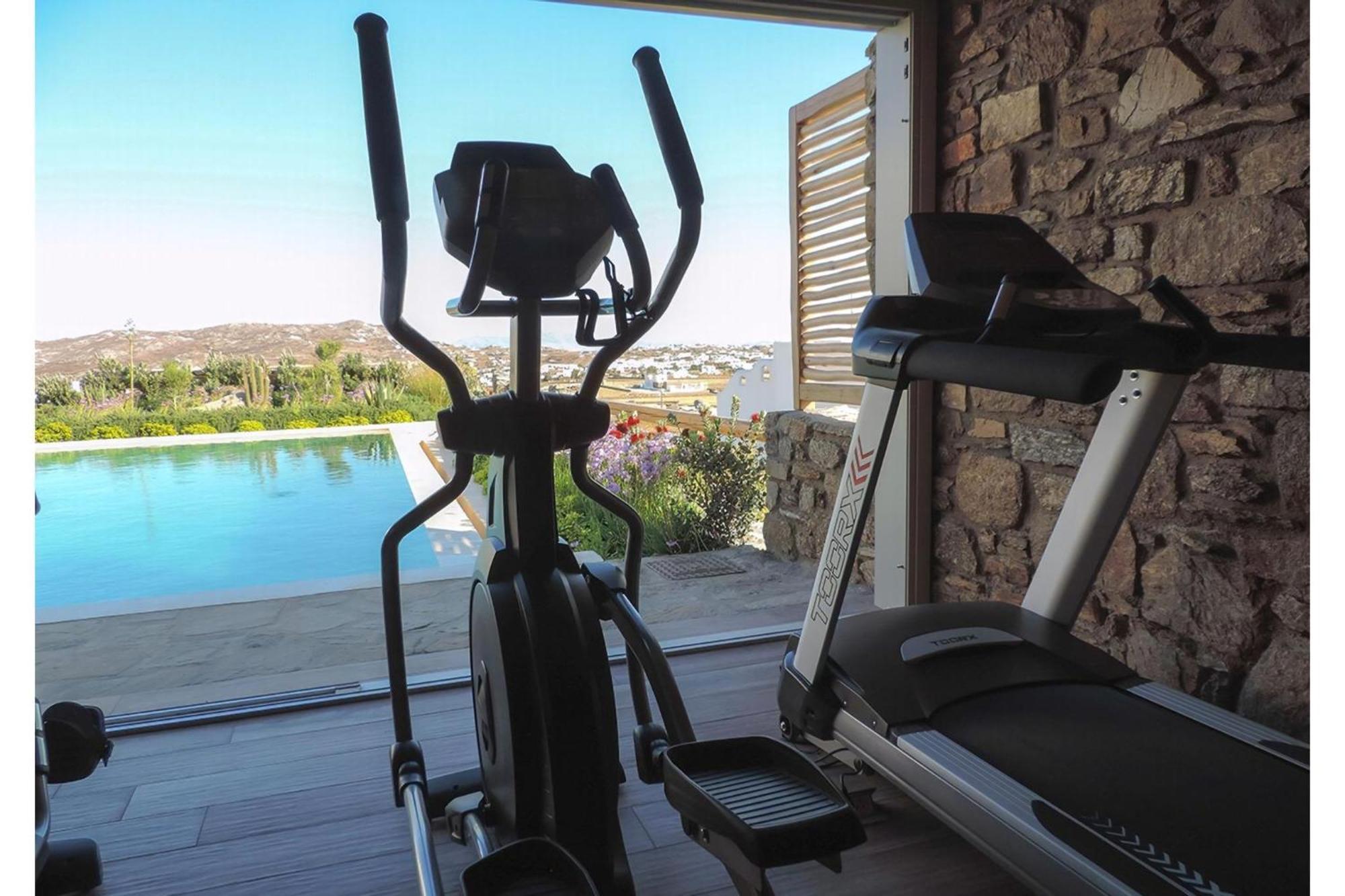 La Isla Bonita: Luxury Mykonos Retreat With Sea Views *