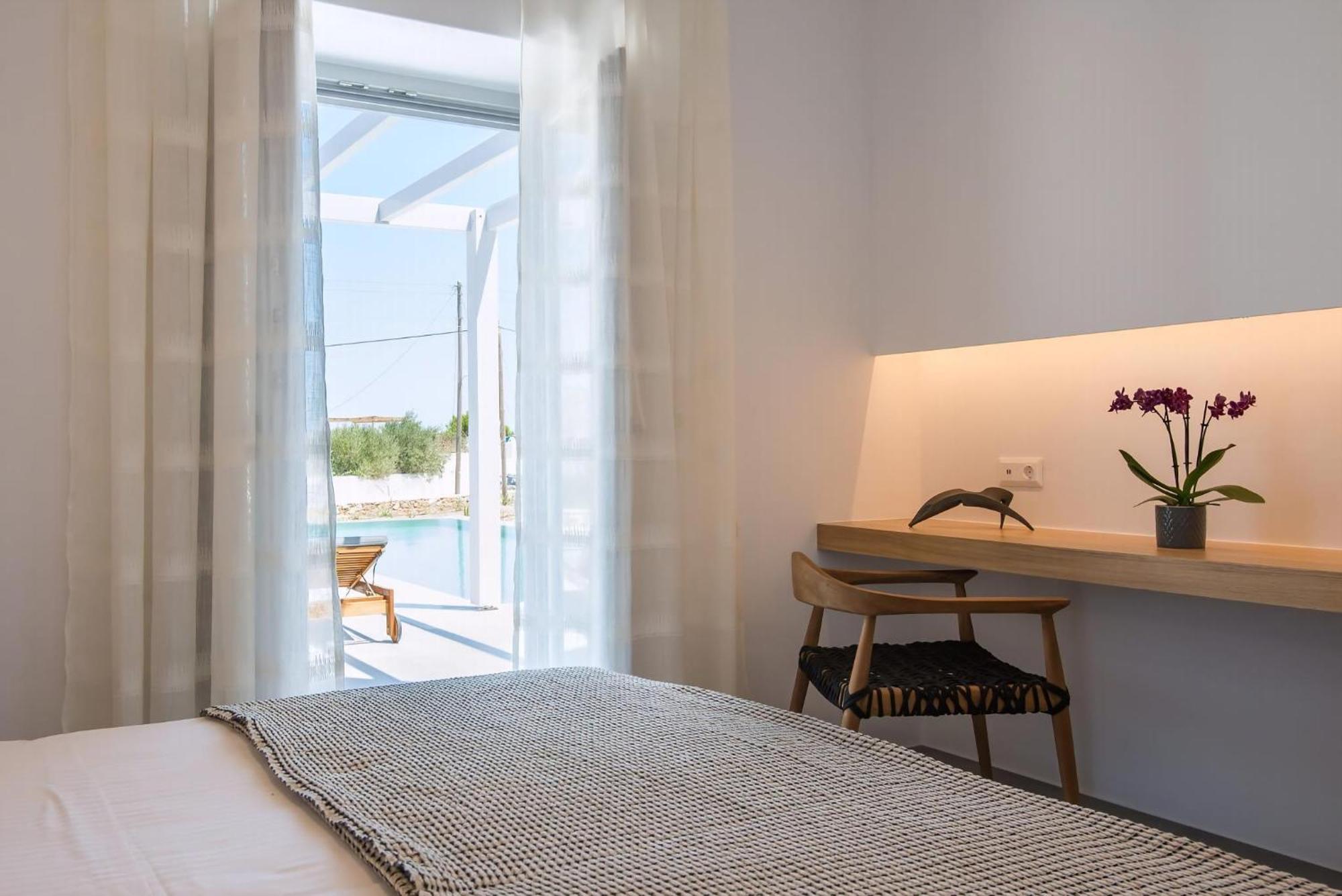 Beautiful Paros Villa 2 Bedroom Villa Nirvana Breathtaking Sea Views Great For Couples Naousa