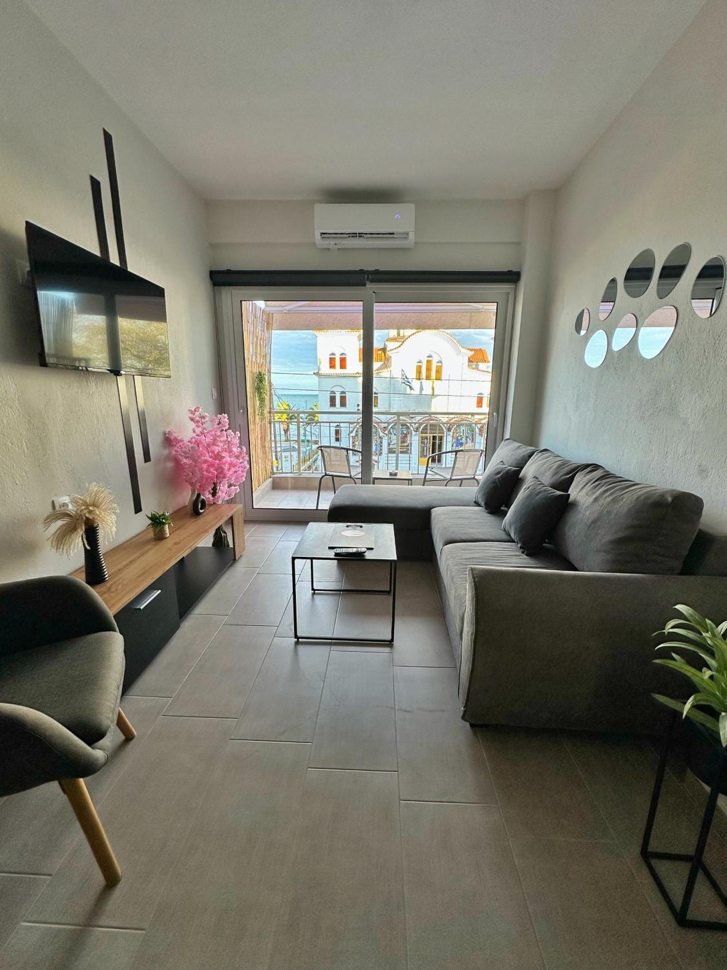 Apartment Sunrise Sea View By Eden