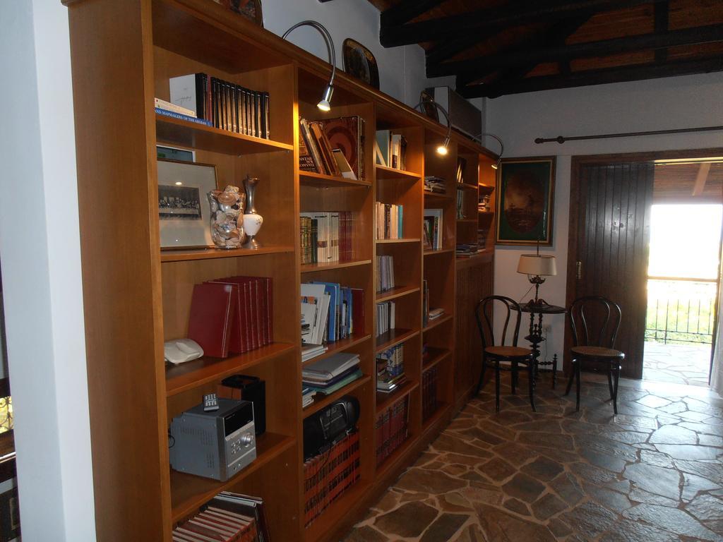 Holiday home Pontinos *