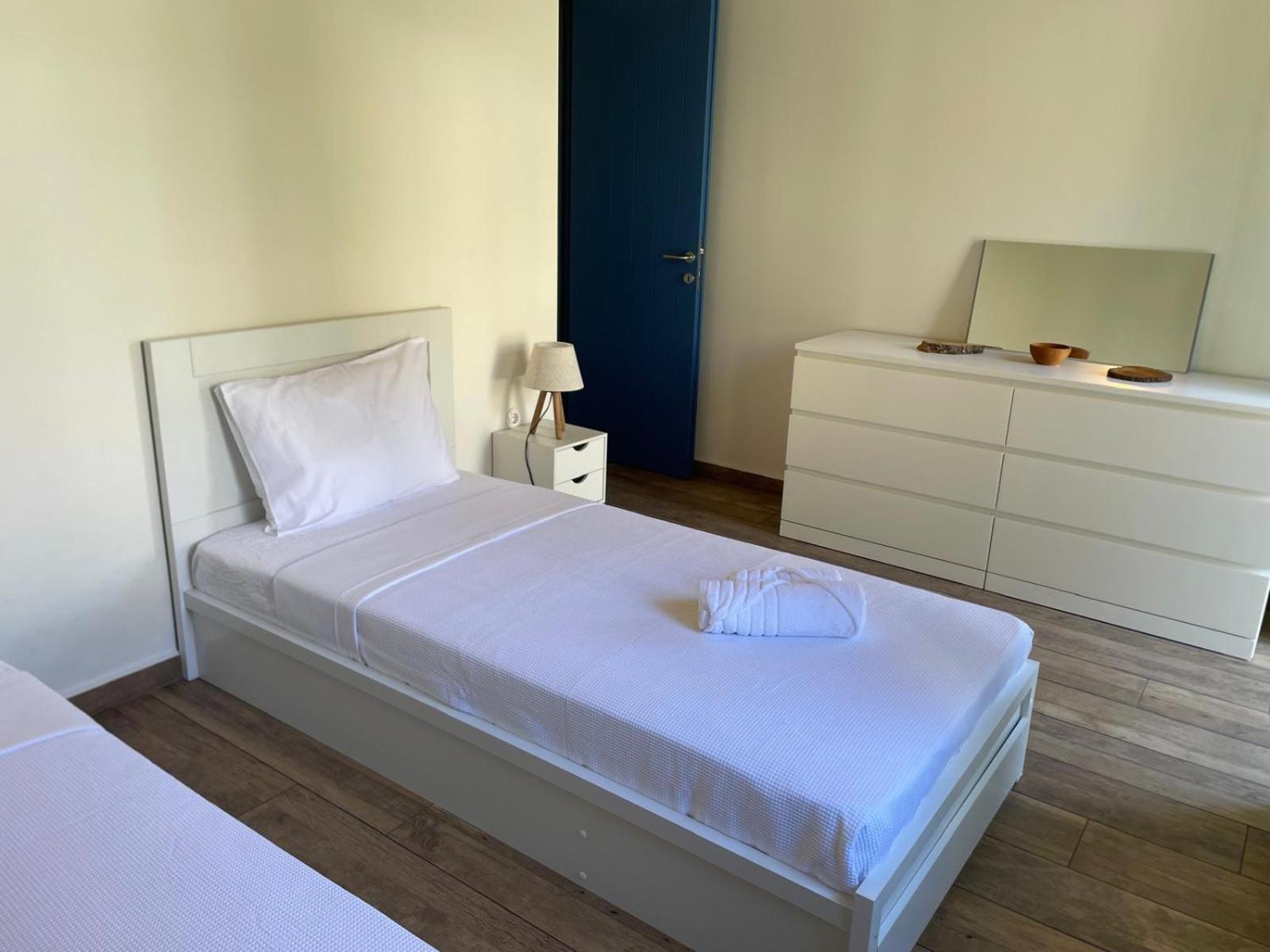 Beachfront Apartment, Center Village, 20m - Near Myrtos - Fiskardo Apartment Asos