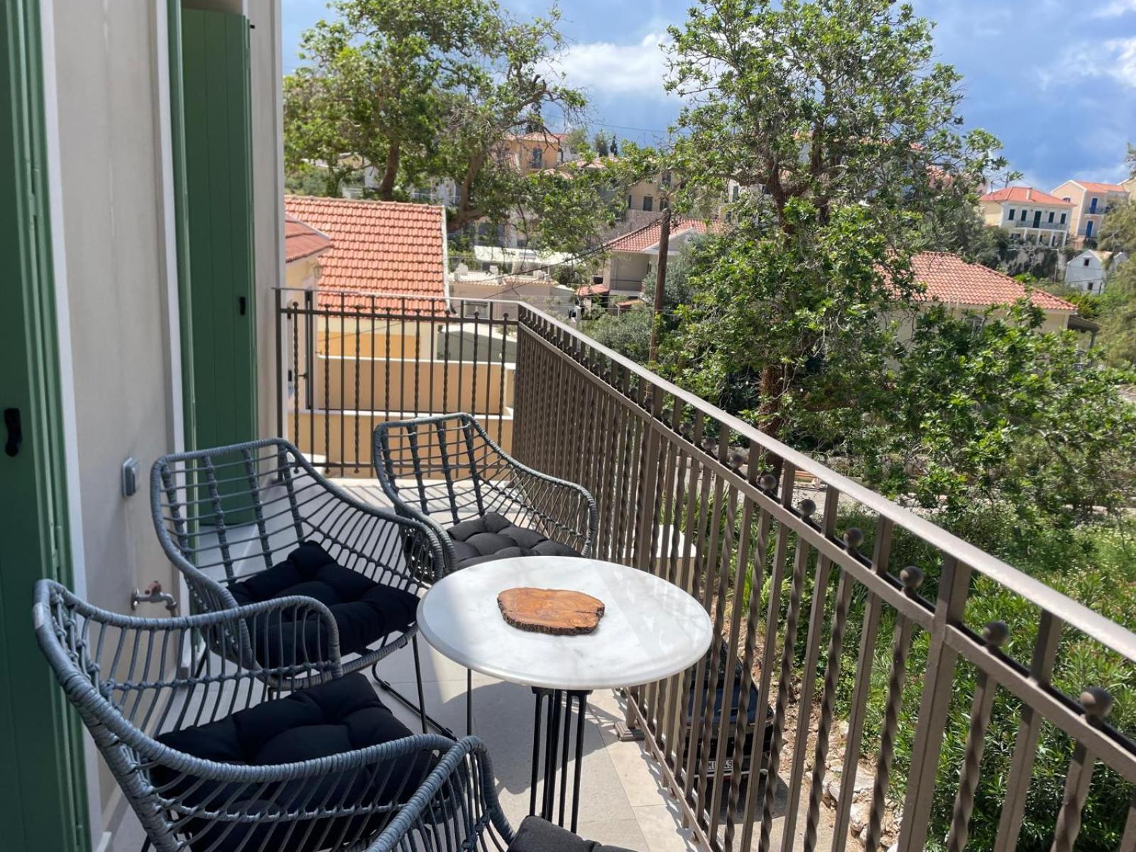 Apartment Beachfront Apartment, Center Village, 20m - Near Myrtos - Fiskardo