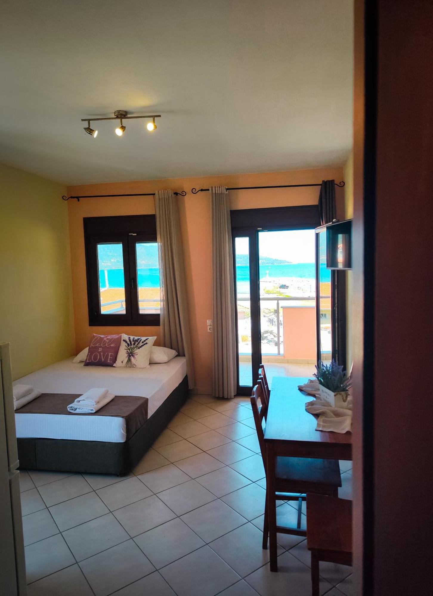 Lavender Aparthotel *