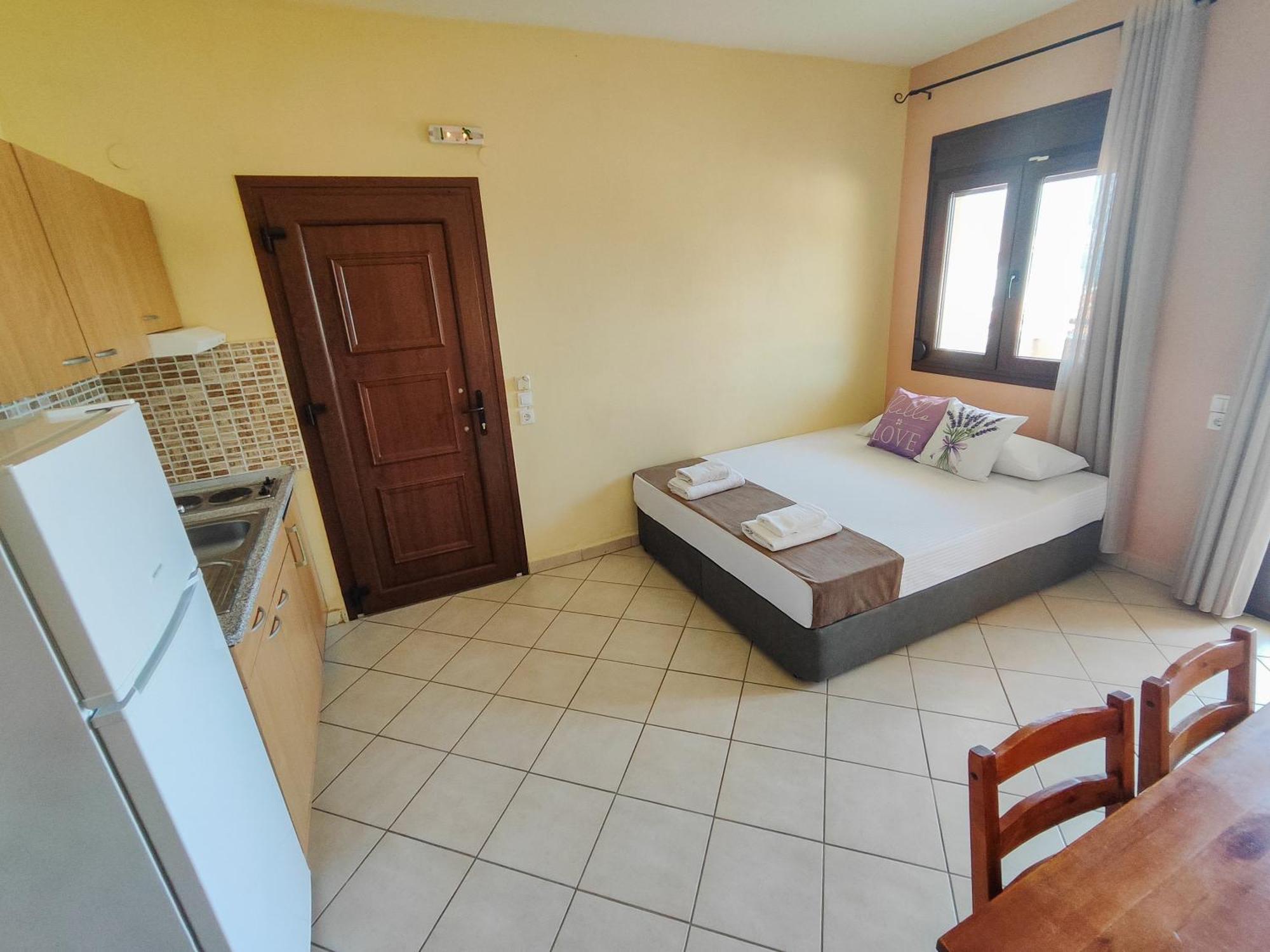 Lavender Aparthotel *