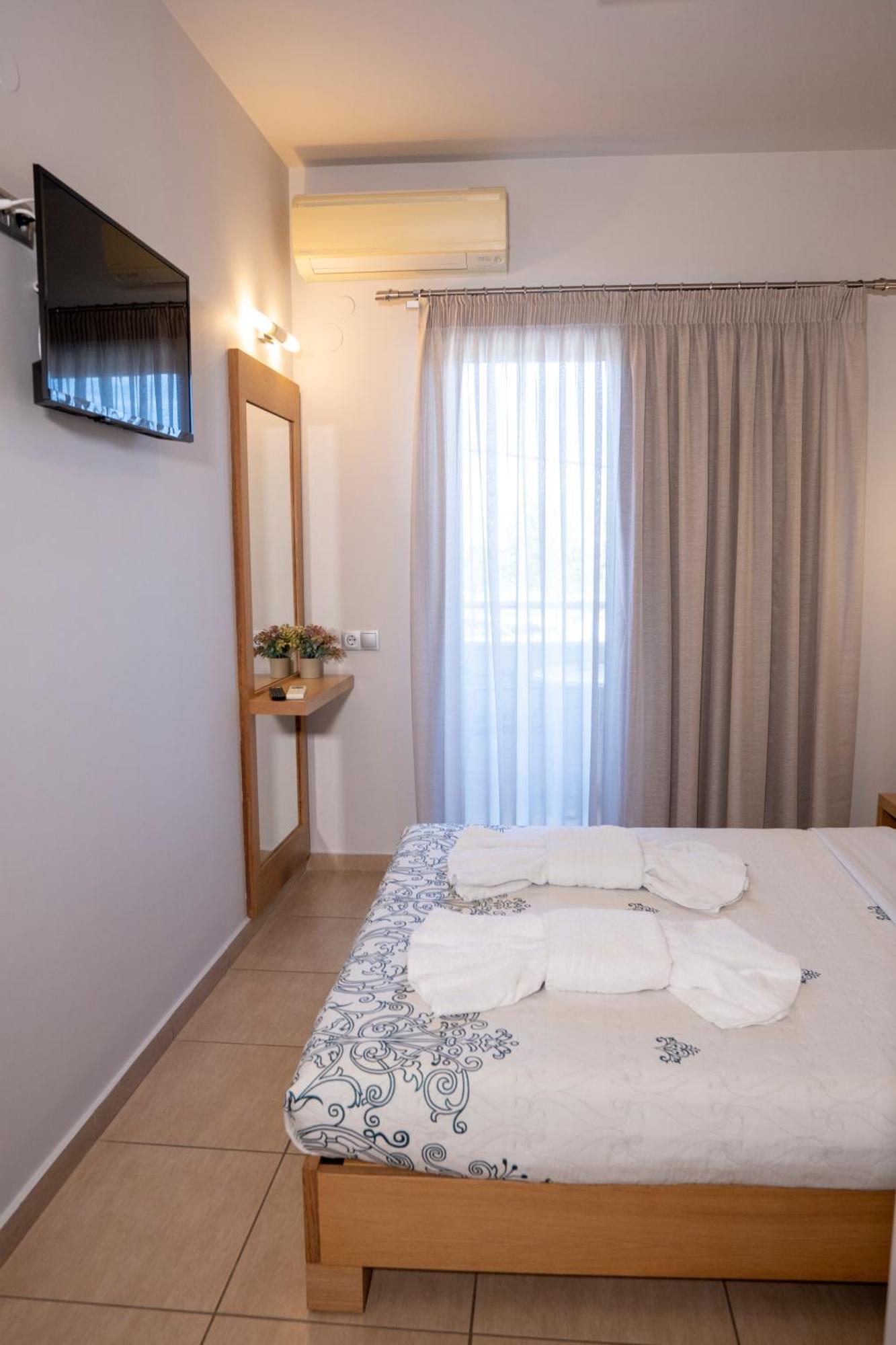 Hotel Epavlis