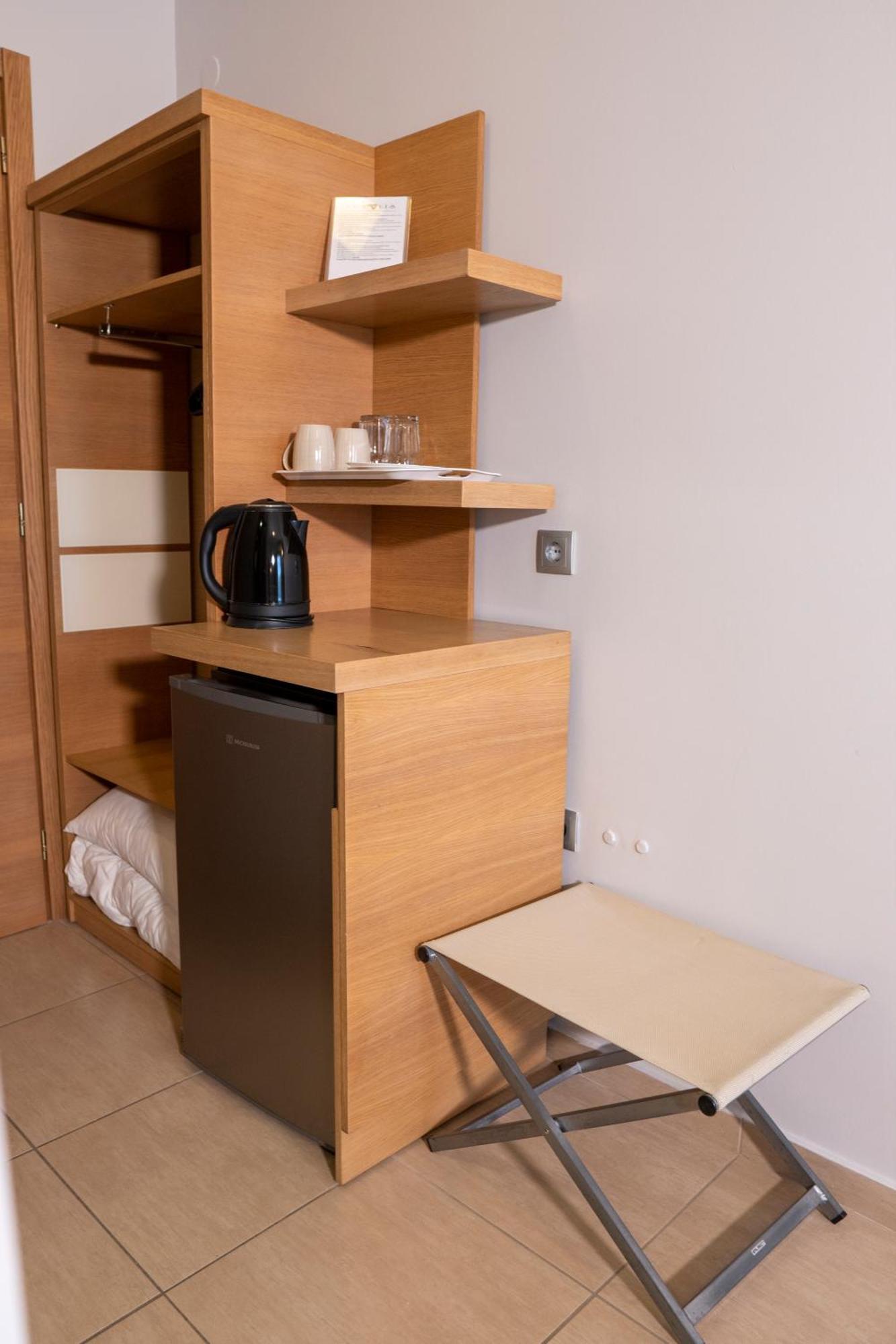 Epavlis Hotel *