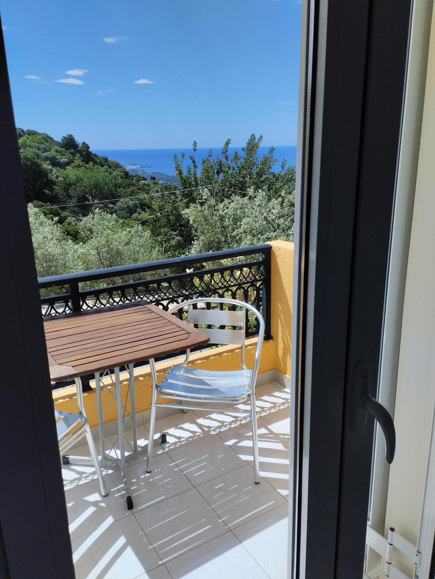 Aparthotel Asteras 2*