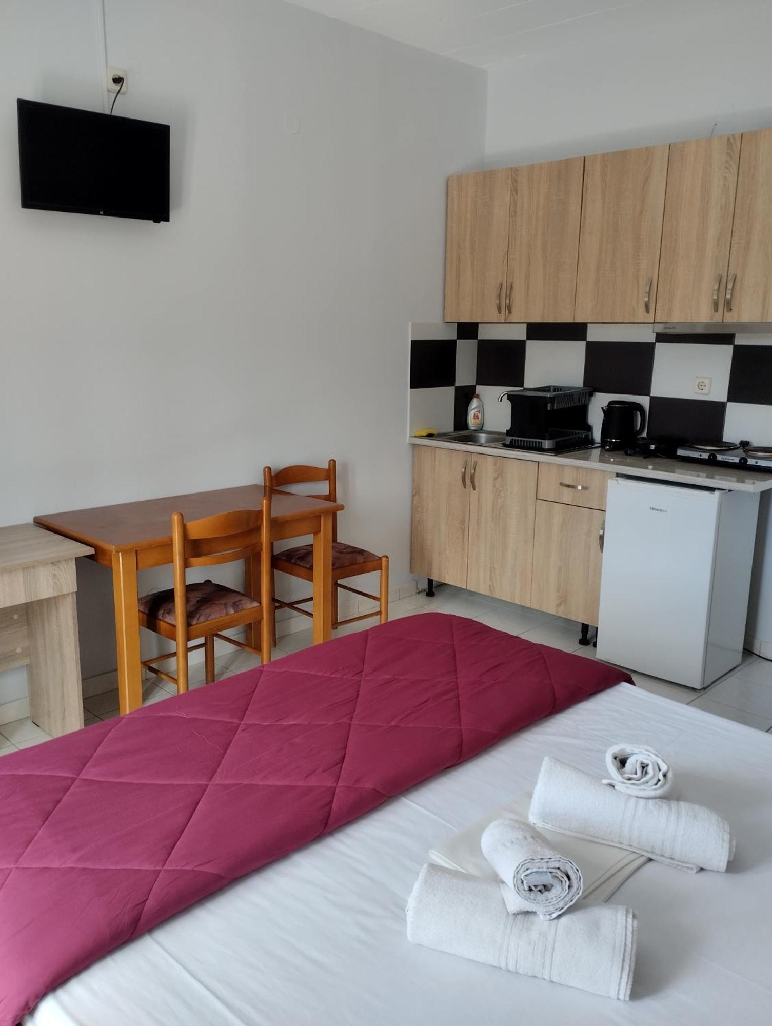 Asteras Aparthotel