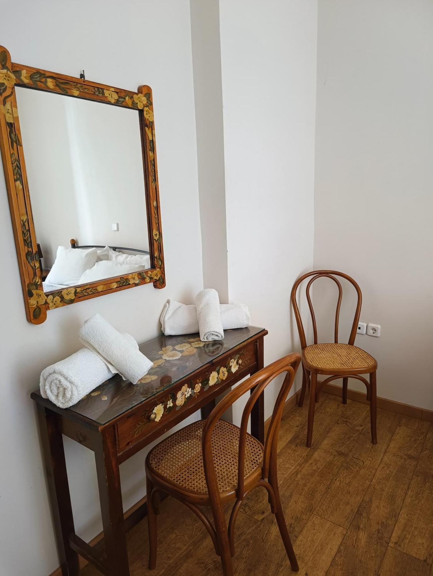 Hotel Anesis 2*