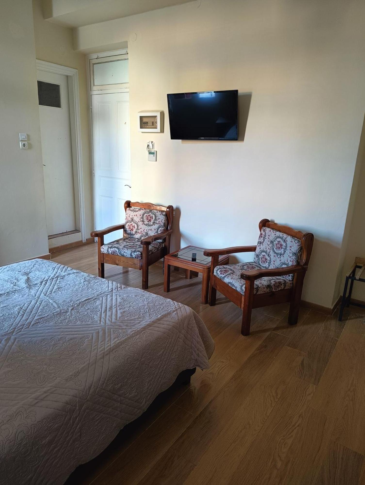 Hotel Anesis
